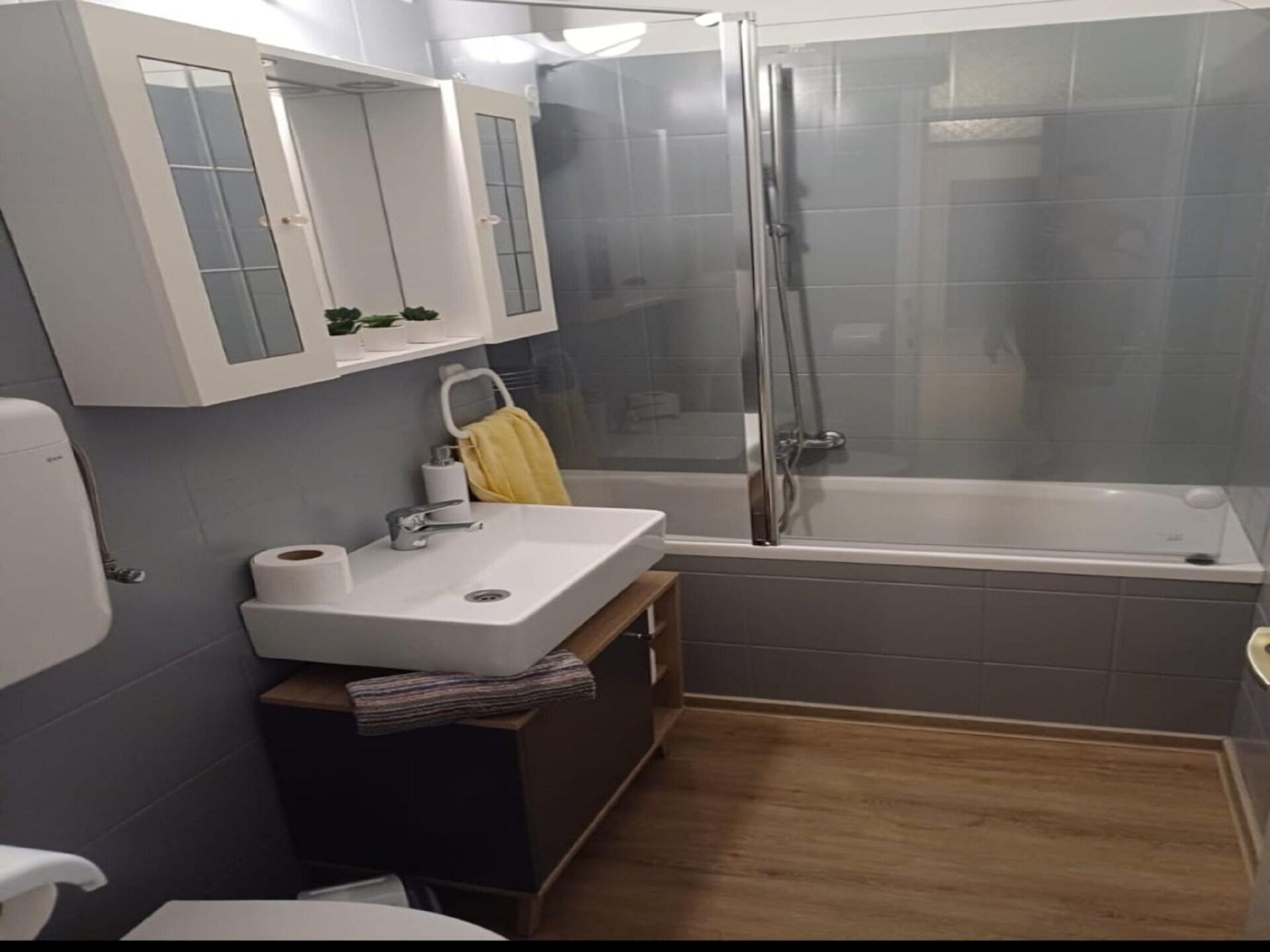 Ruim 3-kamerappartement met loggia in Split, op 3 km van het strand - foto 49