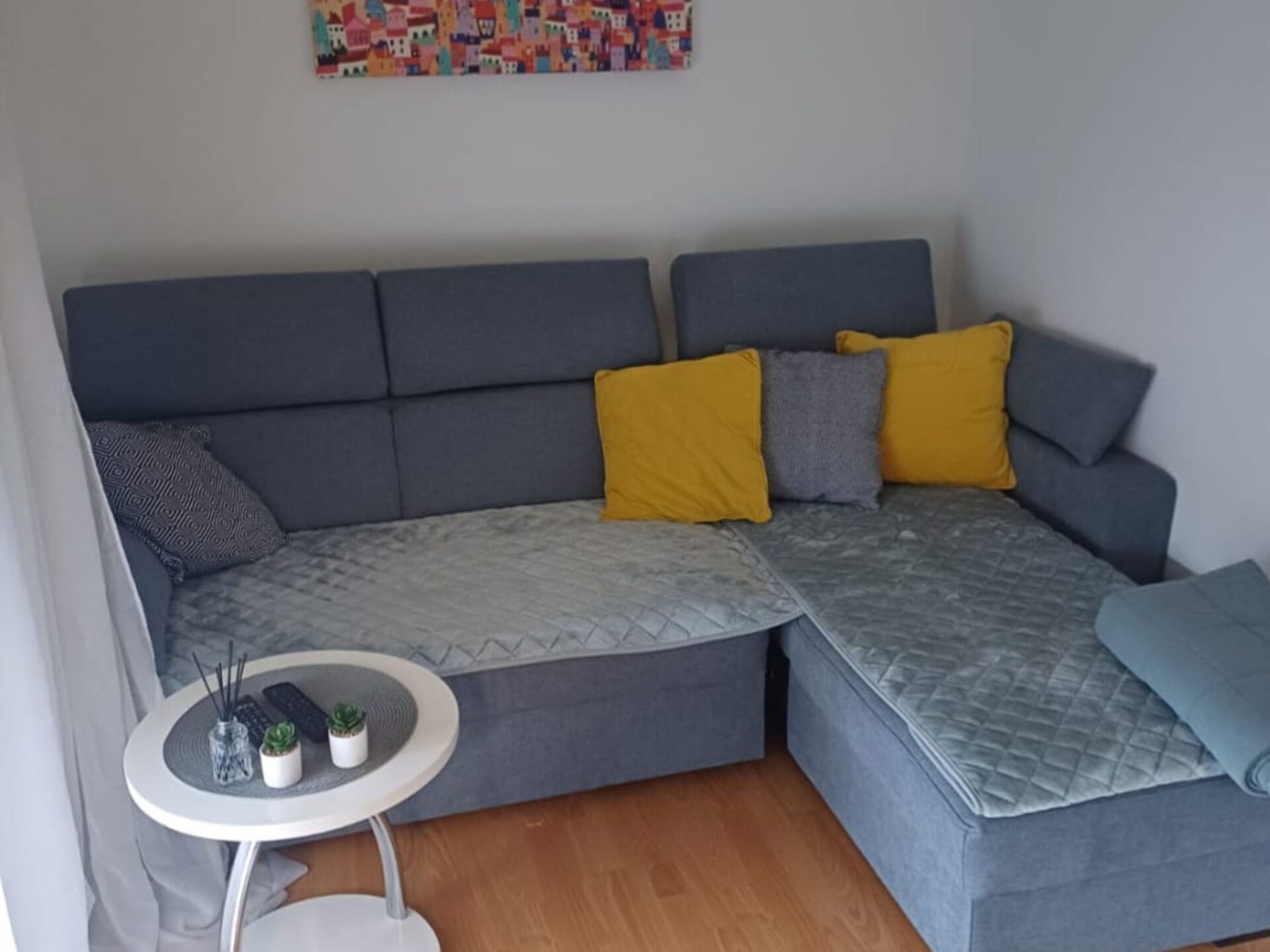 Ruim 3-kamerappartement met loggia in Split, op 3 km van het strand - foto 7