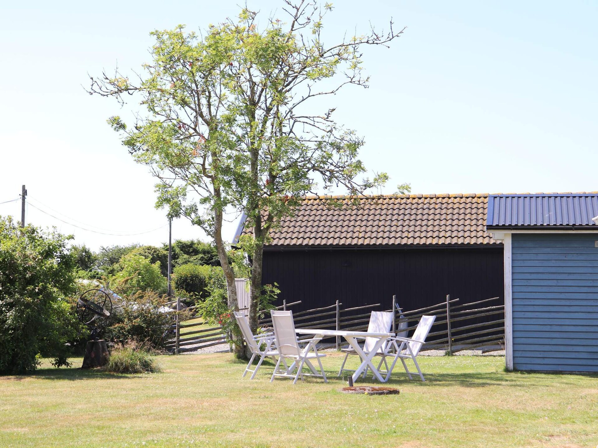 Vrijstaand vakantiehuis bij zee en golfbaan in Träslövsläge - foto 3