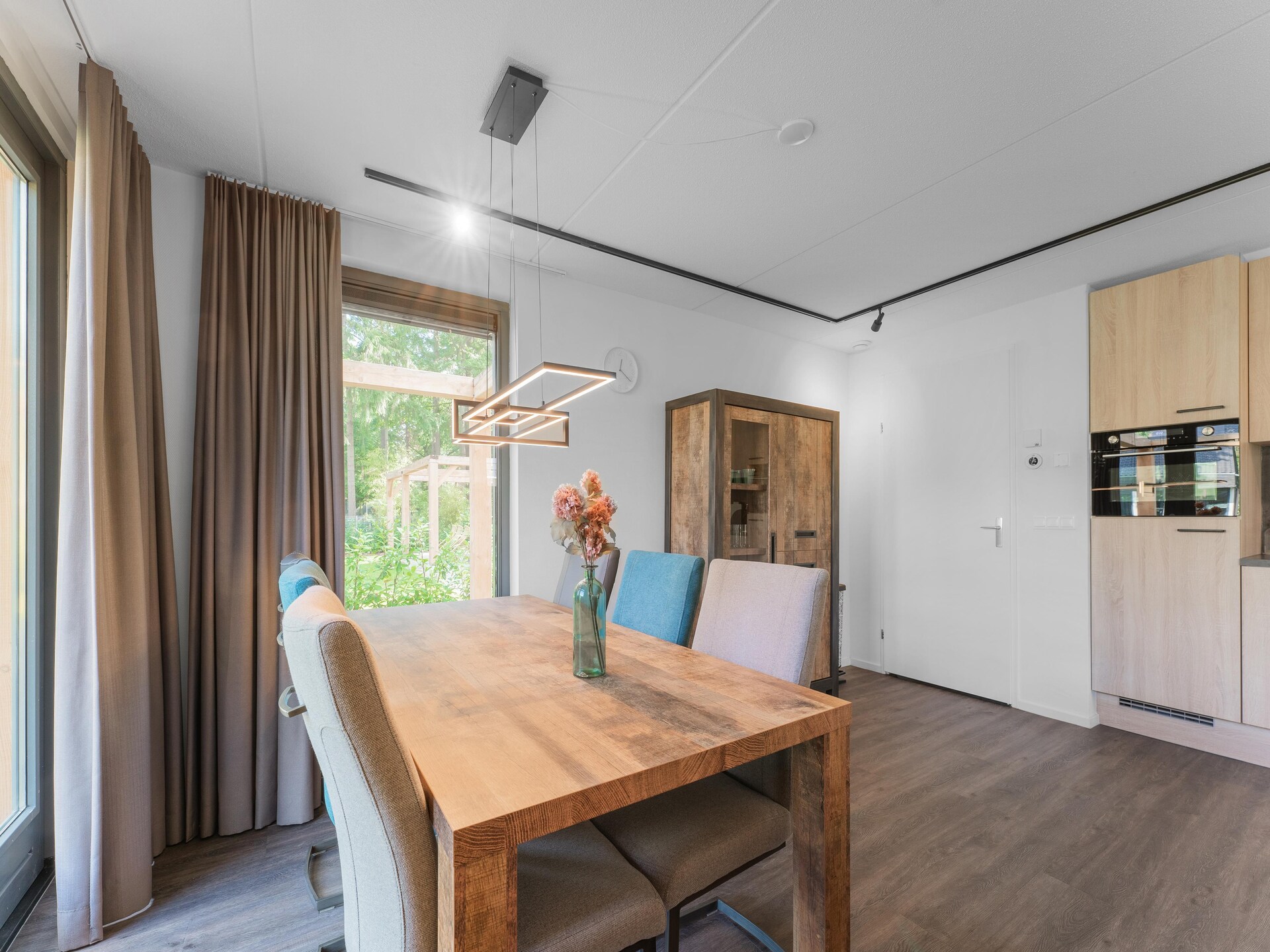 Hart van Ruighenrode: Elegant vakantiehuis aan het water in Lochem - foto 4
