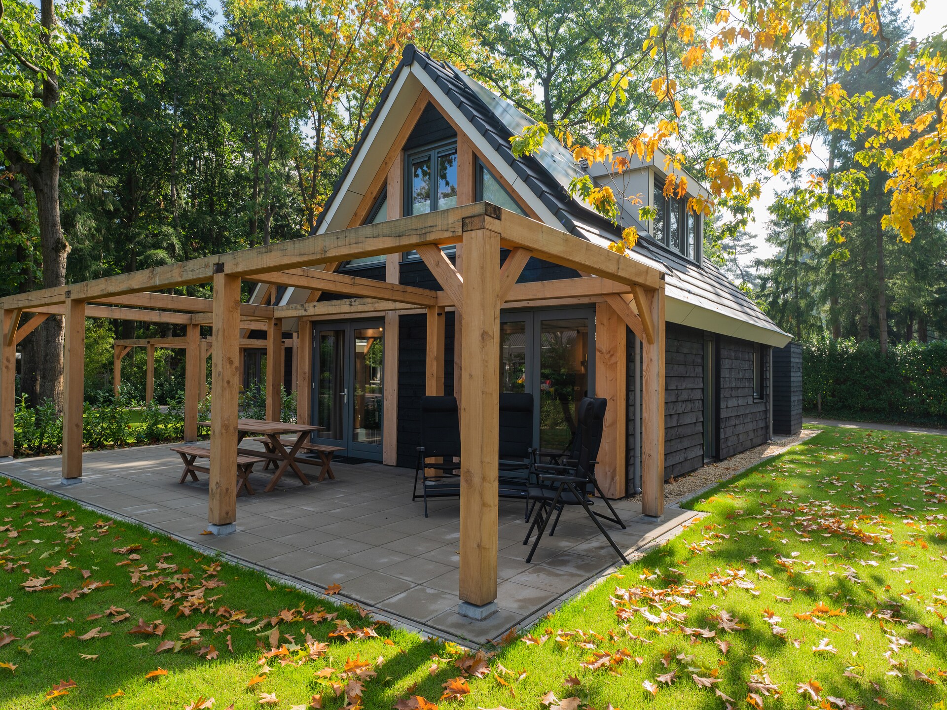 Hart van Ruighenrode: Elegant vakantiehuis aan het water in Lochem - foto 9