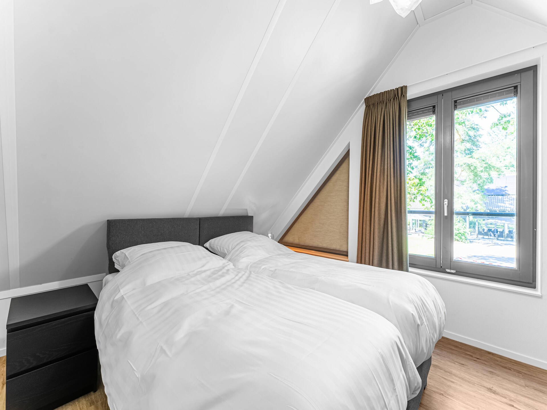 Boschhuis Boucle: vrijstaand vakantiehuis met uitzicht op water in Lochem - foto 19