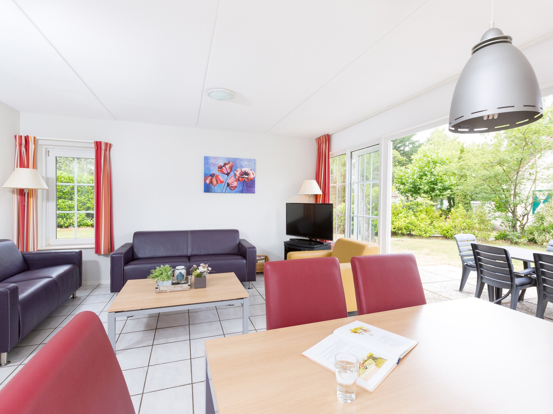Vrijstaande villa op Vakantiepark Hellendoorn voor 6 personen - foto 2