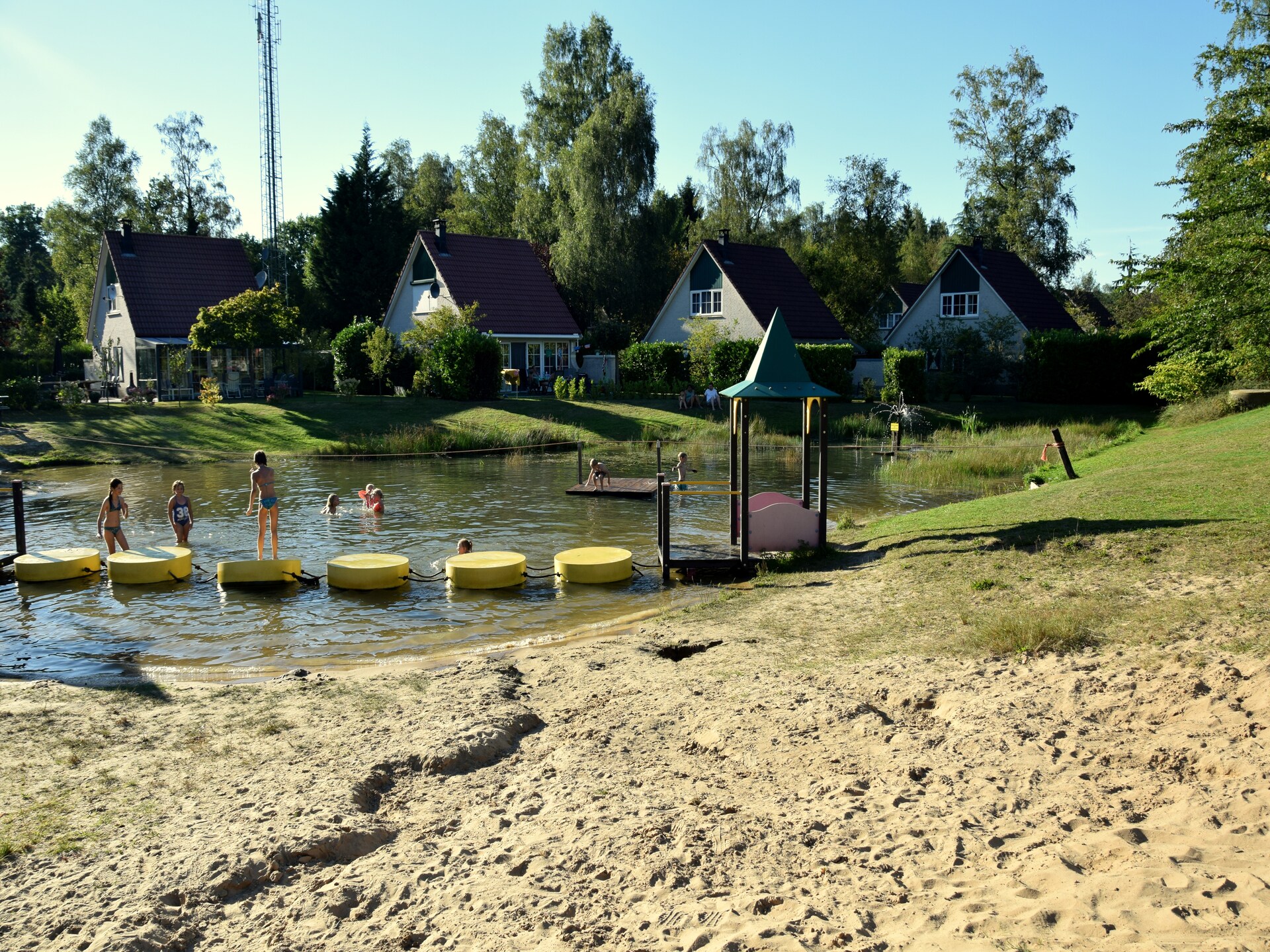 Vrijstaande villa op Vakantiepark Hellendoorn voor 6 personen - foto 16