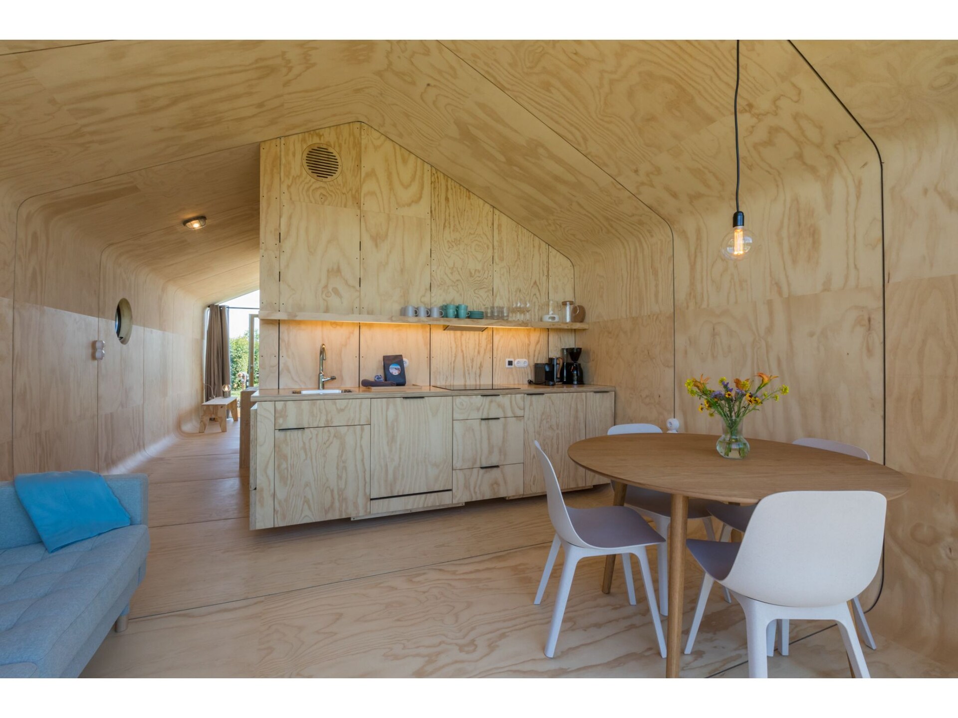 Wikkelhouse De Specht: duurzaam tiny house op Zeeuwse boerderij - foto 11
