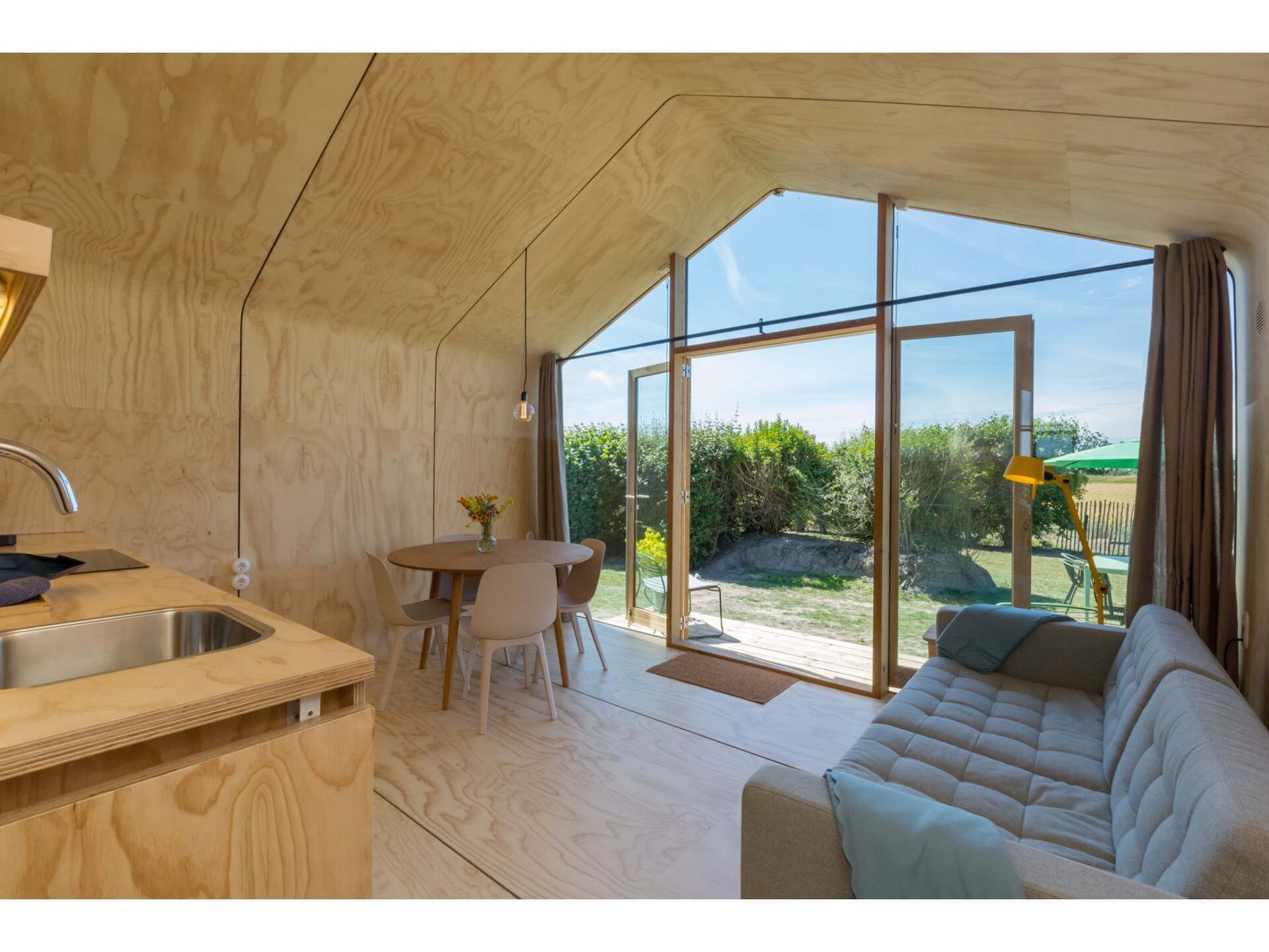 Wikkelhouse De Specht: duurzaam tiny house op Zeeuwse boerderij - foto 3
