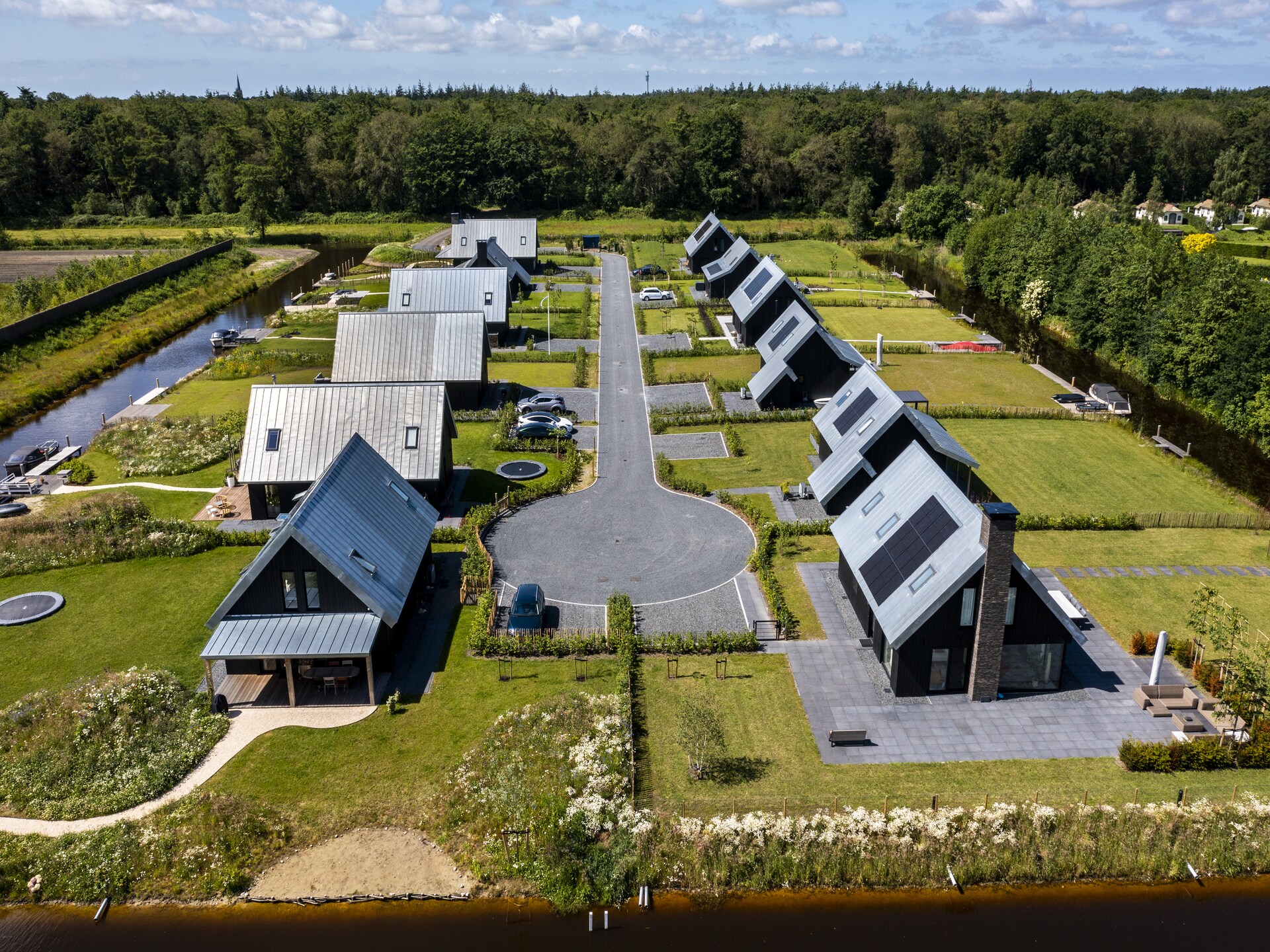 Vrijstaande villa op sfeervol Landgoed Eysinga State in hartje Friesland - foto 36