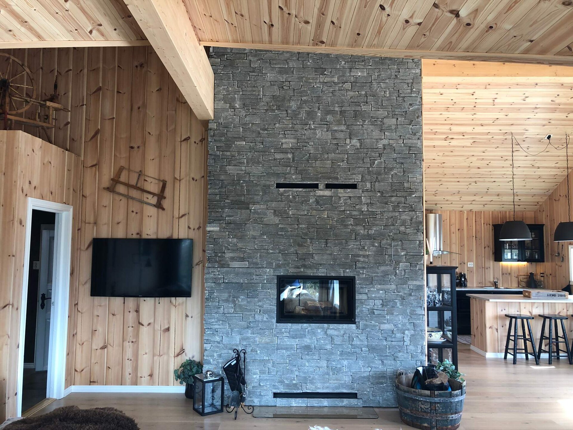 Ruim vakantiehuis in Skare, 10 meter van de piste & vlakbij Trolltunga - foto 14