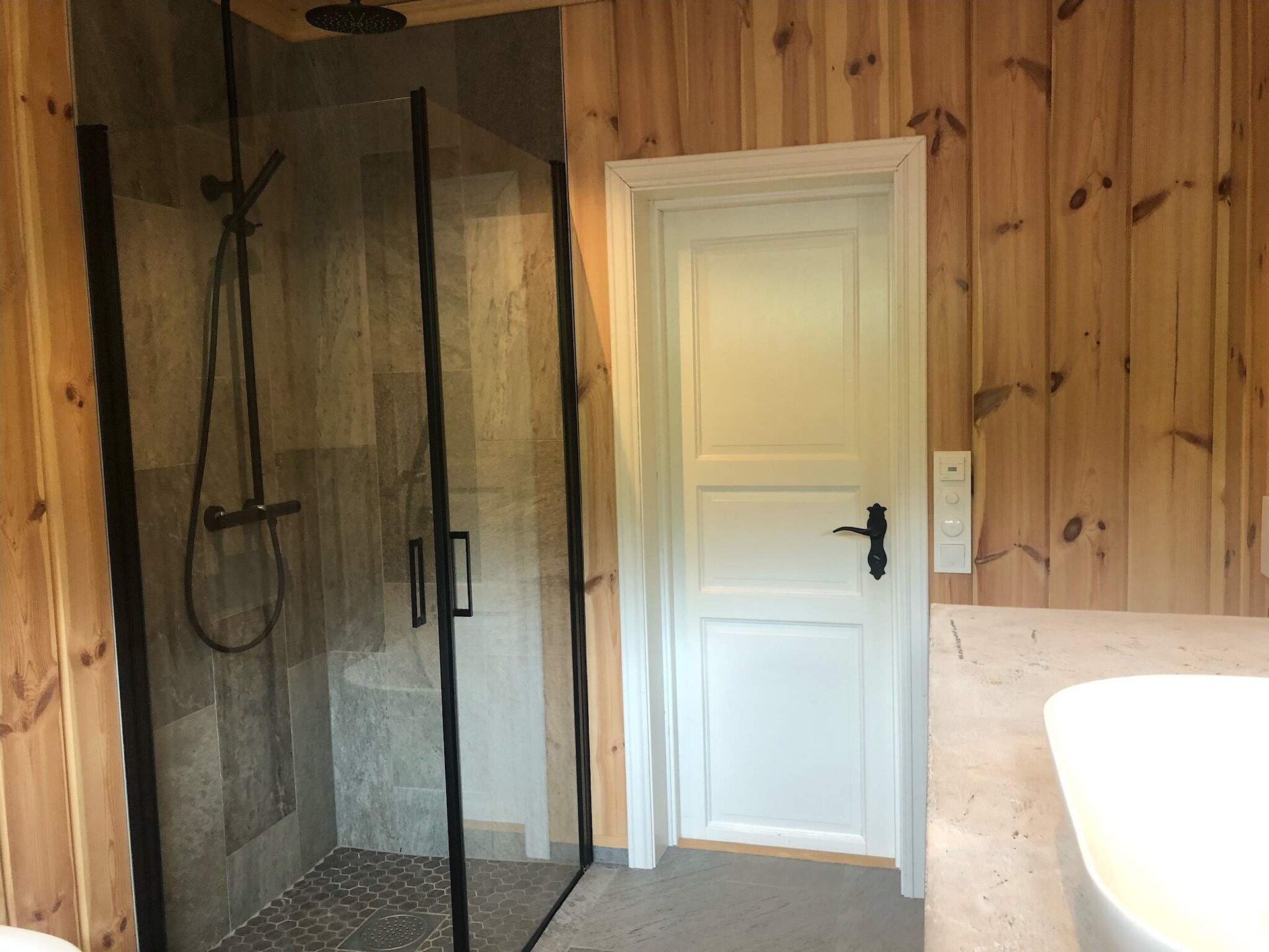 Ruim vakantiehuis in Skare, 10 meter van de piste & vlakbij Trolltunga - foto 23