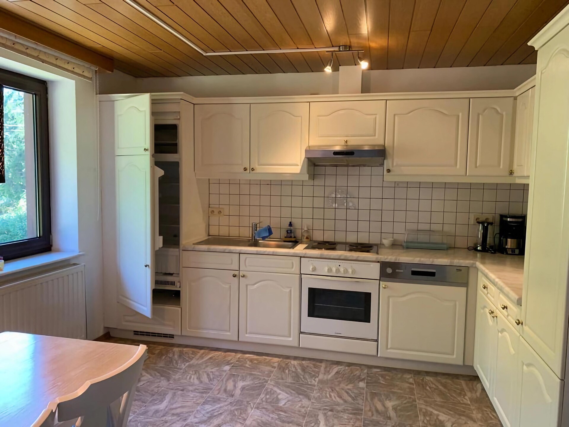 Gerenoveerd appartement met tuin en zonsondergang nabij Büllingen - foto 9