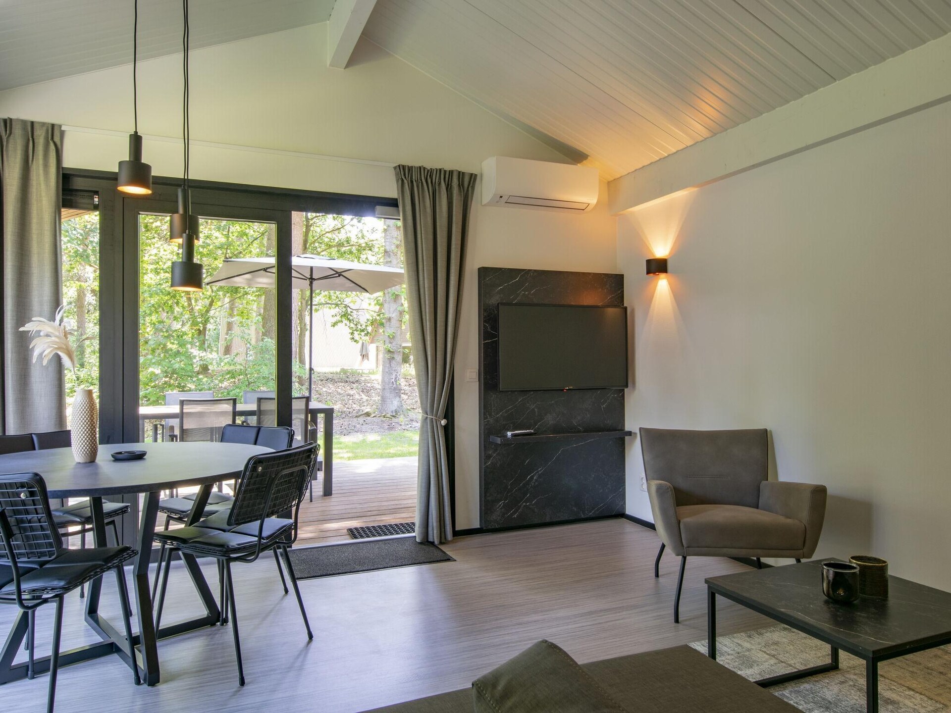 Vrijstaand chalet in bosrijk park, 12 km van Eindhoven - foto 10