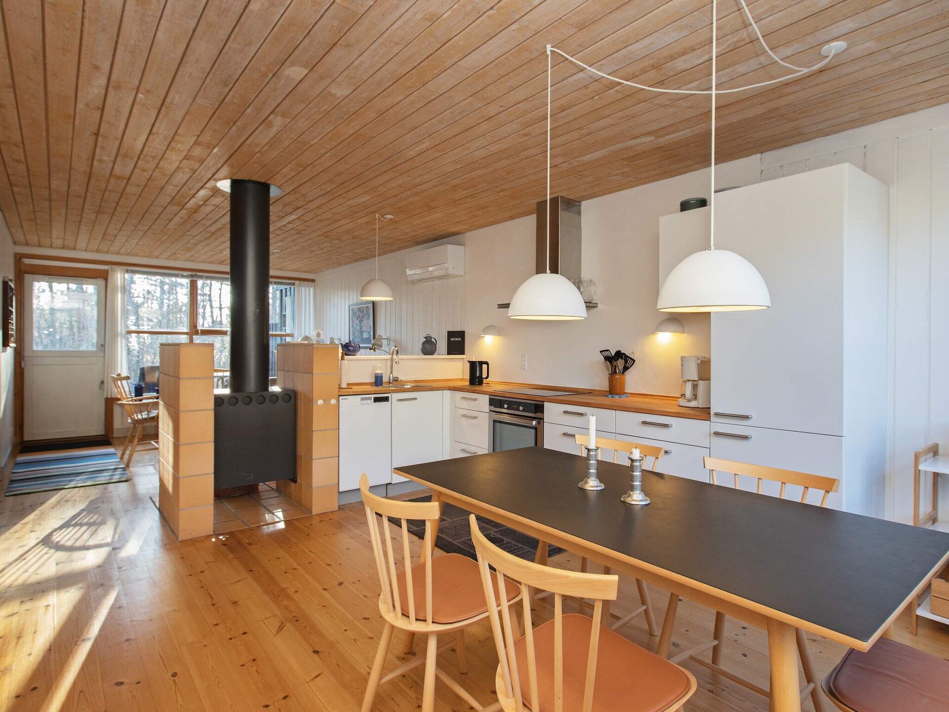 Gerenoveerd vakantiehuis bij het zandstrand in Væggerløse - foto 40