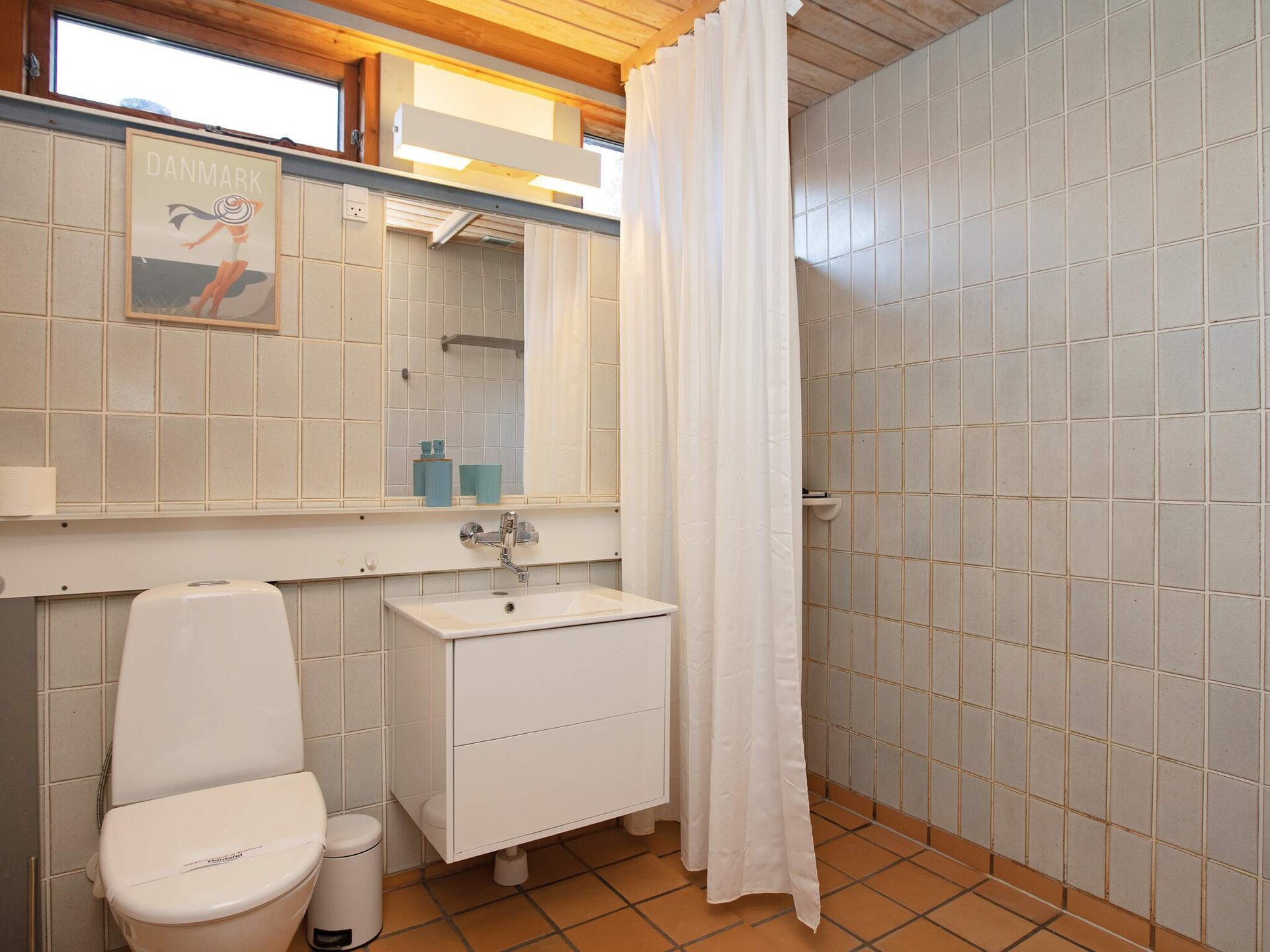 Gerenoveerd vakantiehuis bij het zandstrand in Væggerløse - foto 43