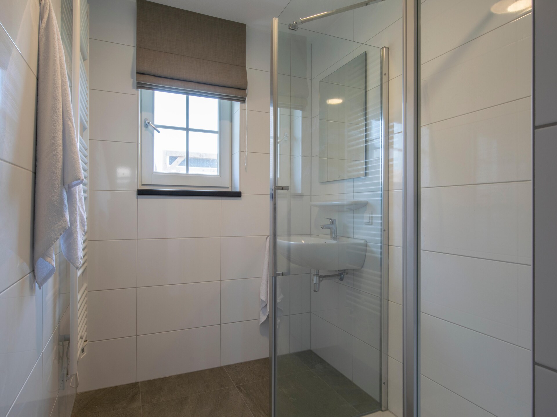 Luxe rietgedekte villa met vloerverwarming op vakantiepark De Heihorsten - foto 6