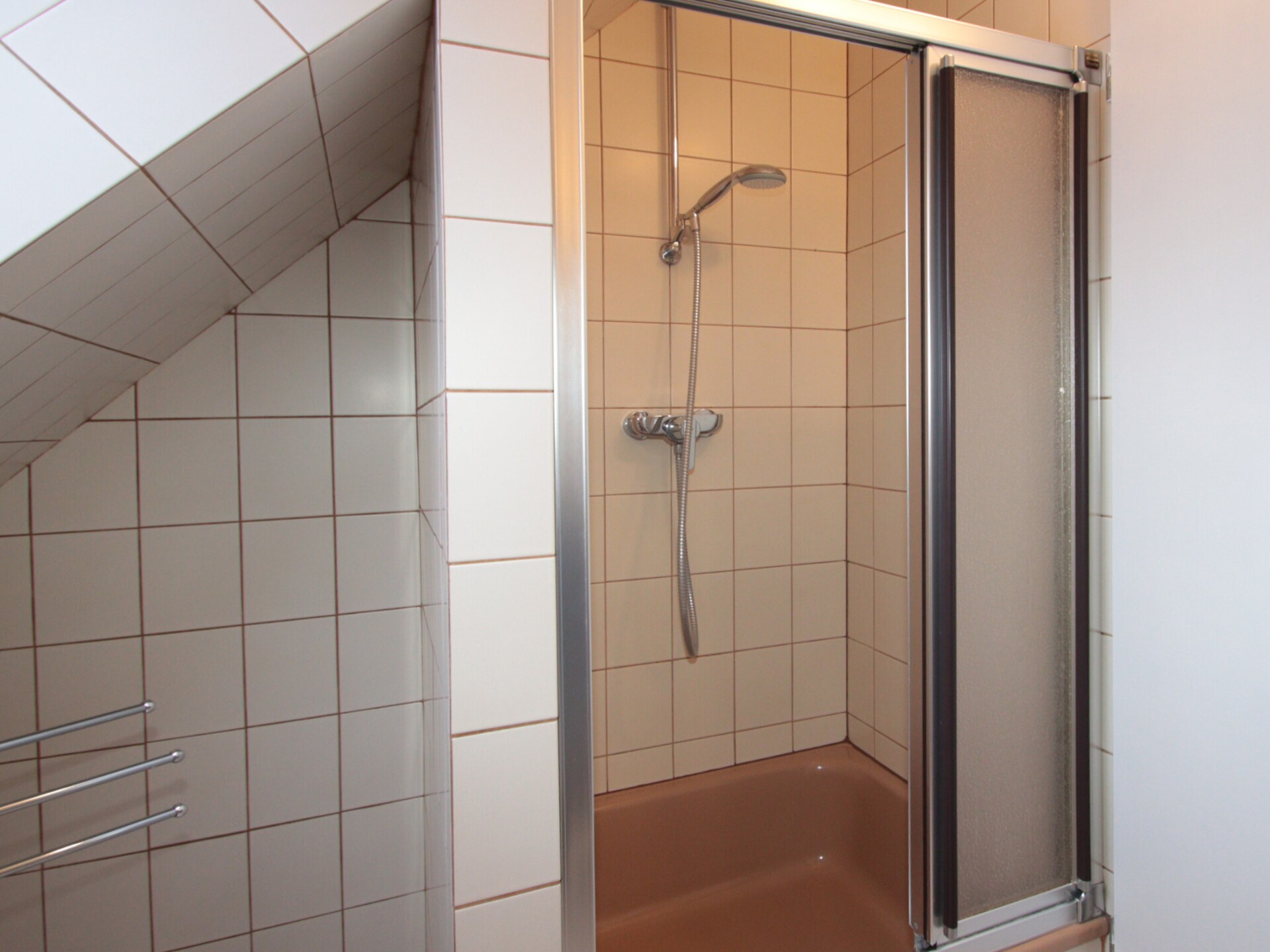 Licht appartement op de bovenste verdieping nabij de Waddenzee - foto 11