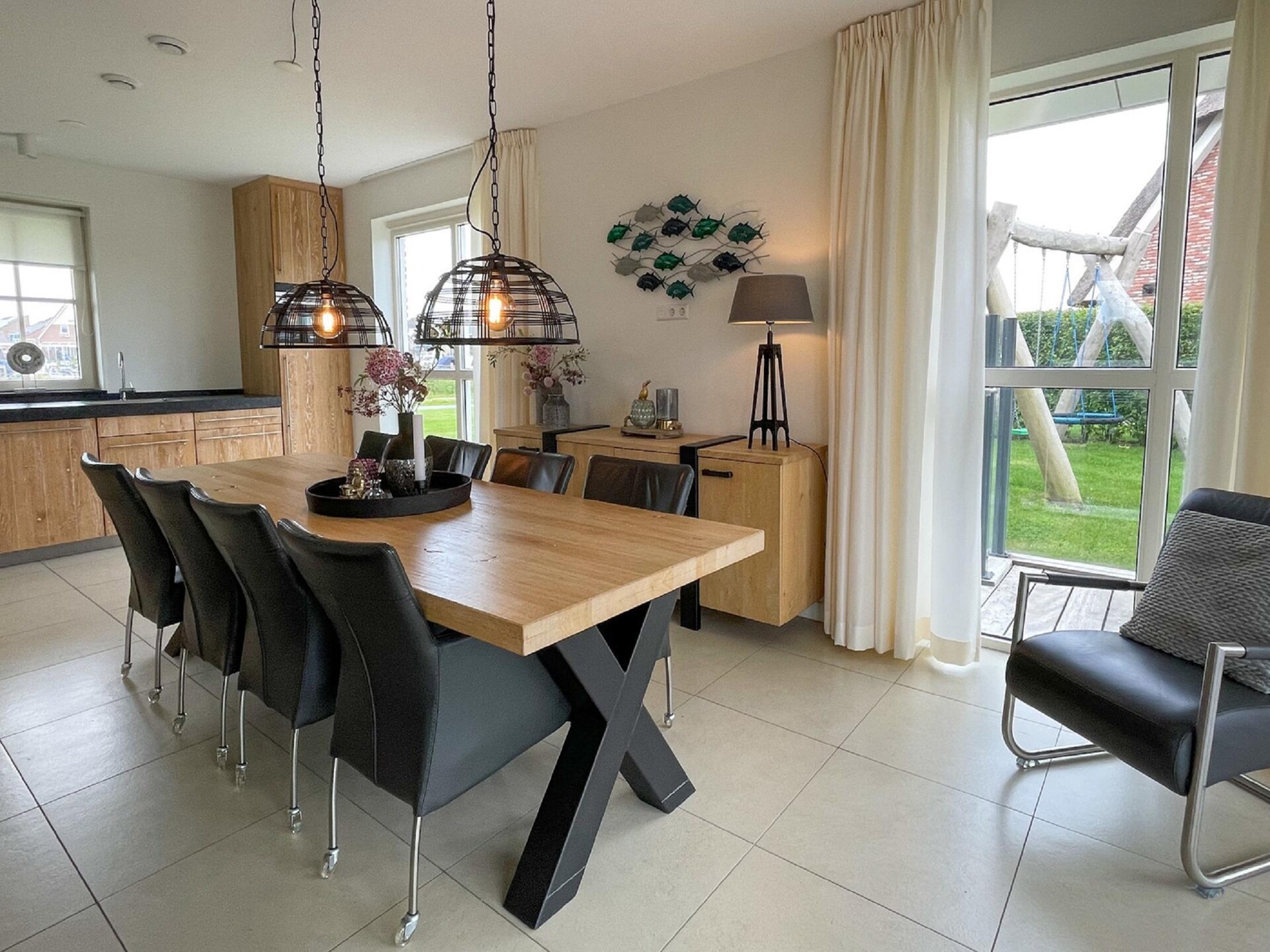 Luxe watervilla met sauna en buitenjacuzzi aan het Friese meer - foto 3