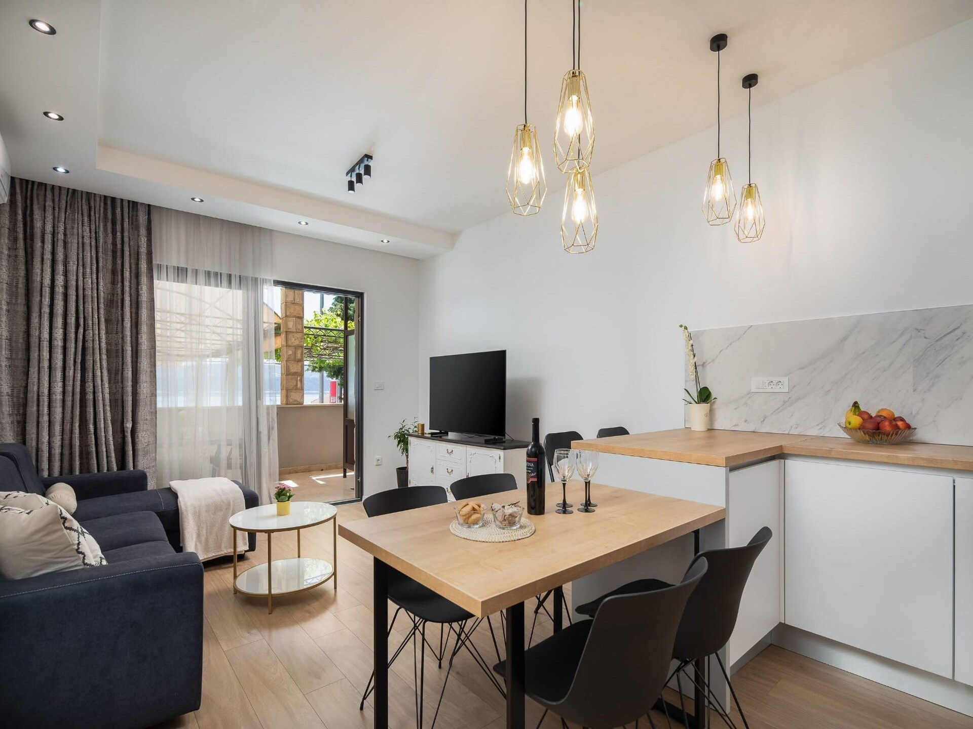 Rustiek appartement met balkon vlakbij het strand van Stanici - foto 1