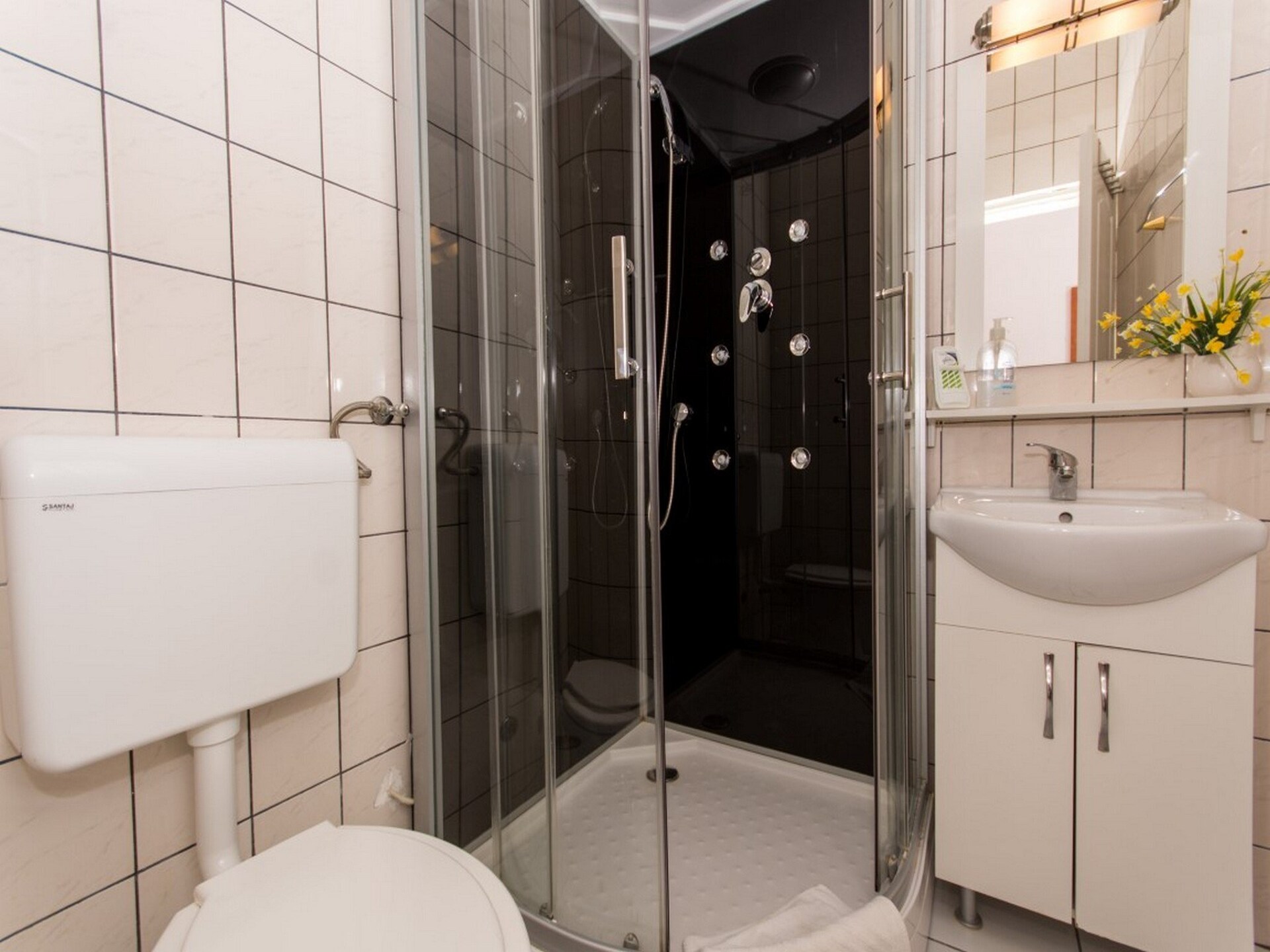 Appartement met balkon en zeezicht vlakbij het strand van Okrug Gornji - foto 19