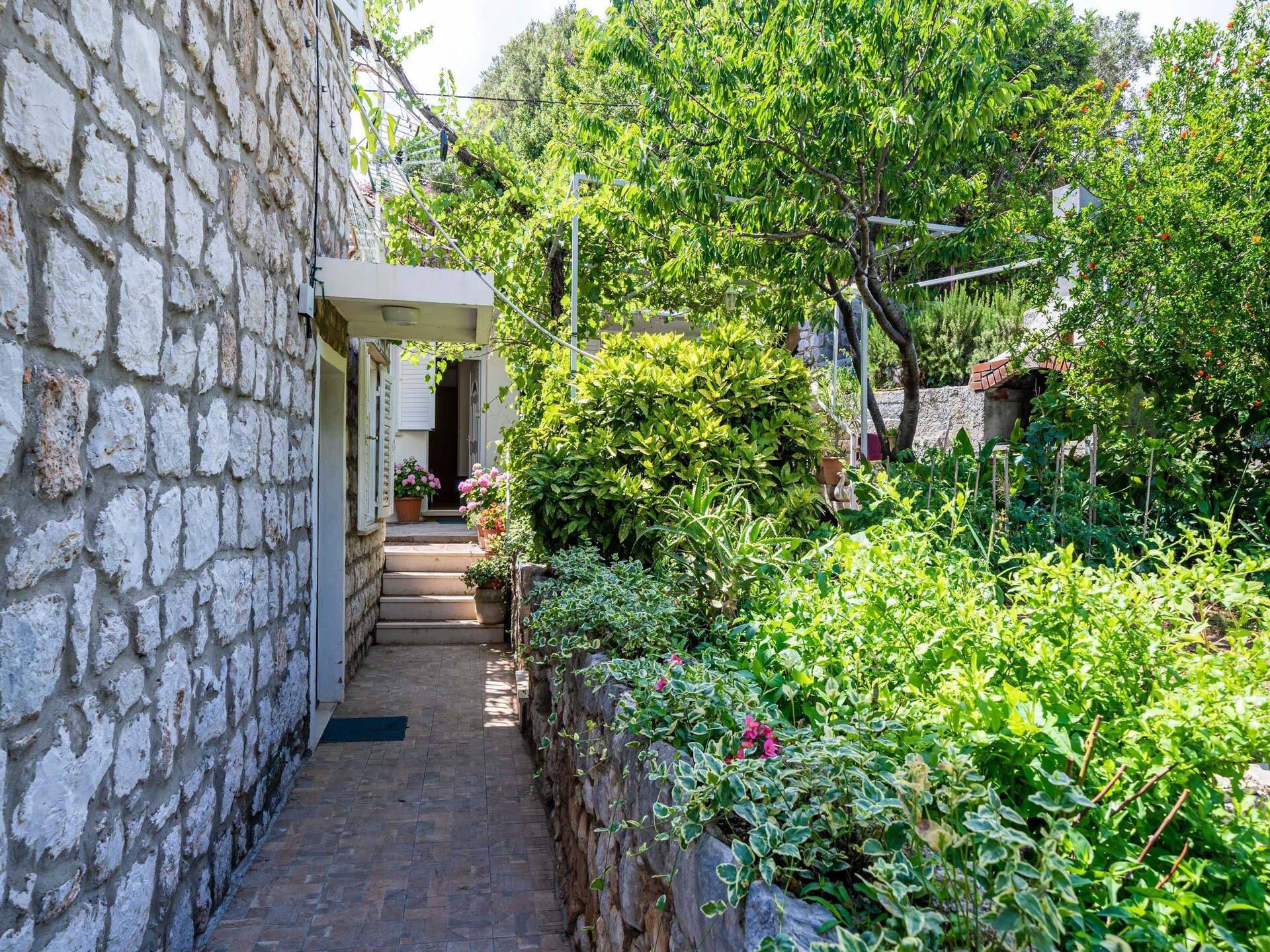 Licht appartement met terras in Zaton nabij Dubrovnik - foto 14
