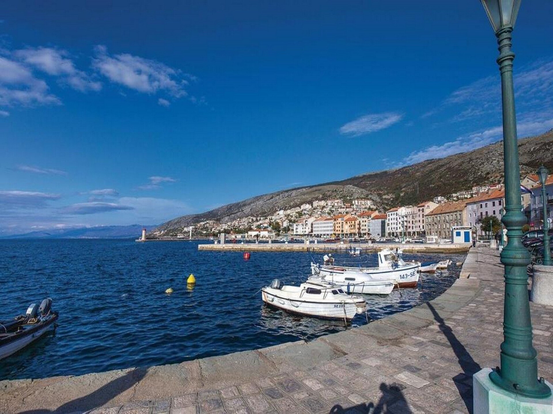 Gezellig appartement in historisch Senj, 200m van het strand - foto 24