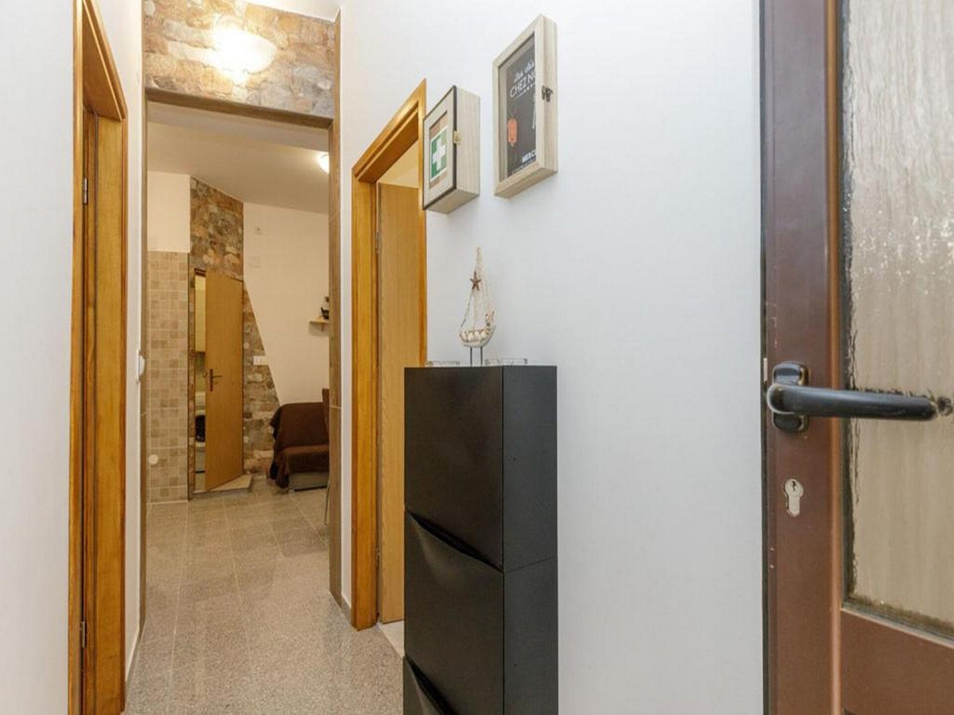 Gezellig appartement in historisch Senj, 200m van het strand - foto 17