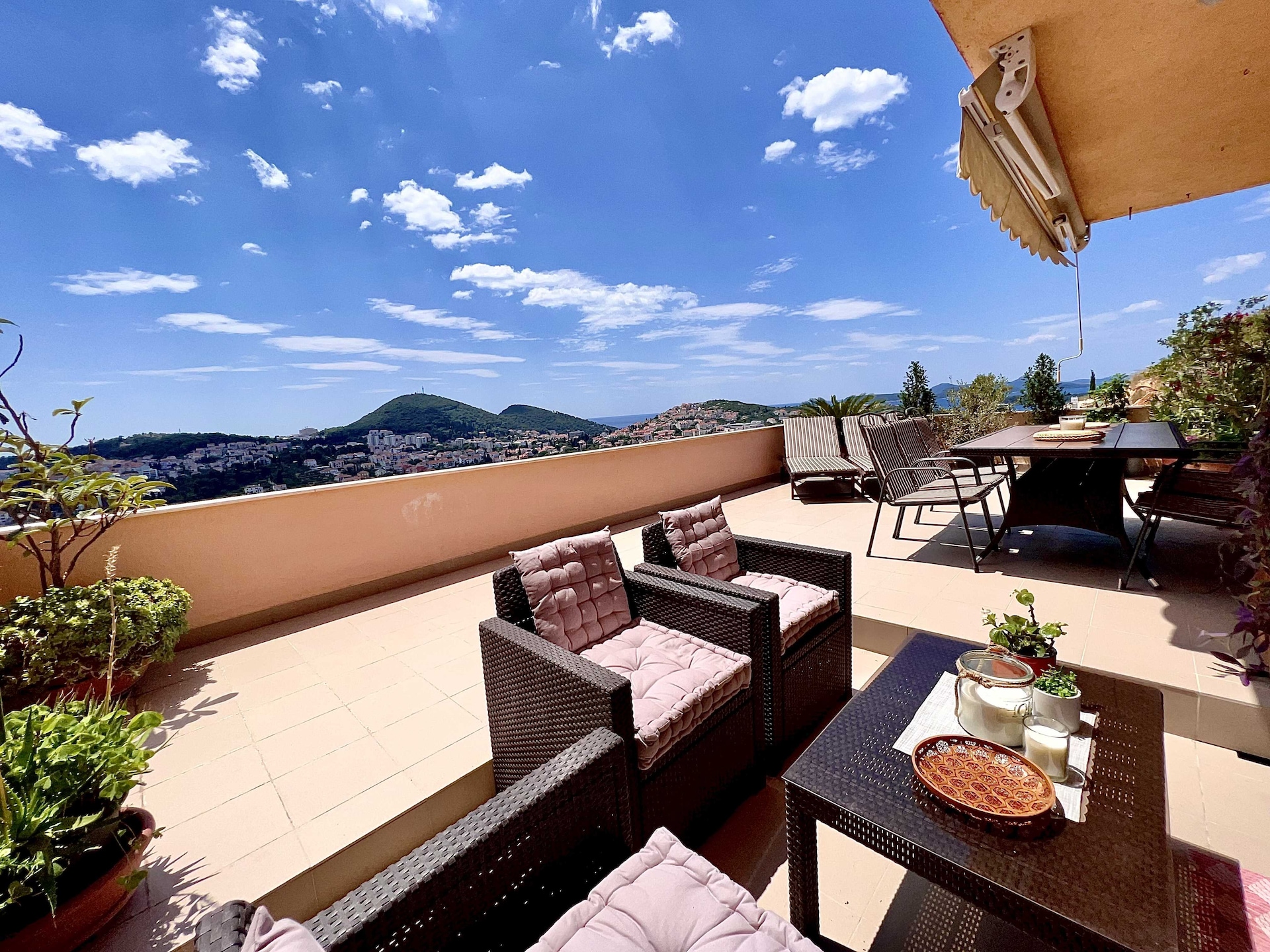 Appartement Lana: Zeezicht & Terras nabij Oud Dubrovnik - foto 14