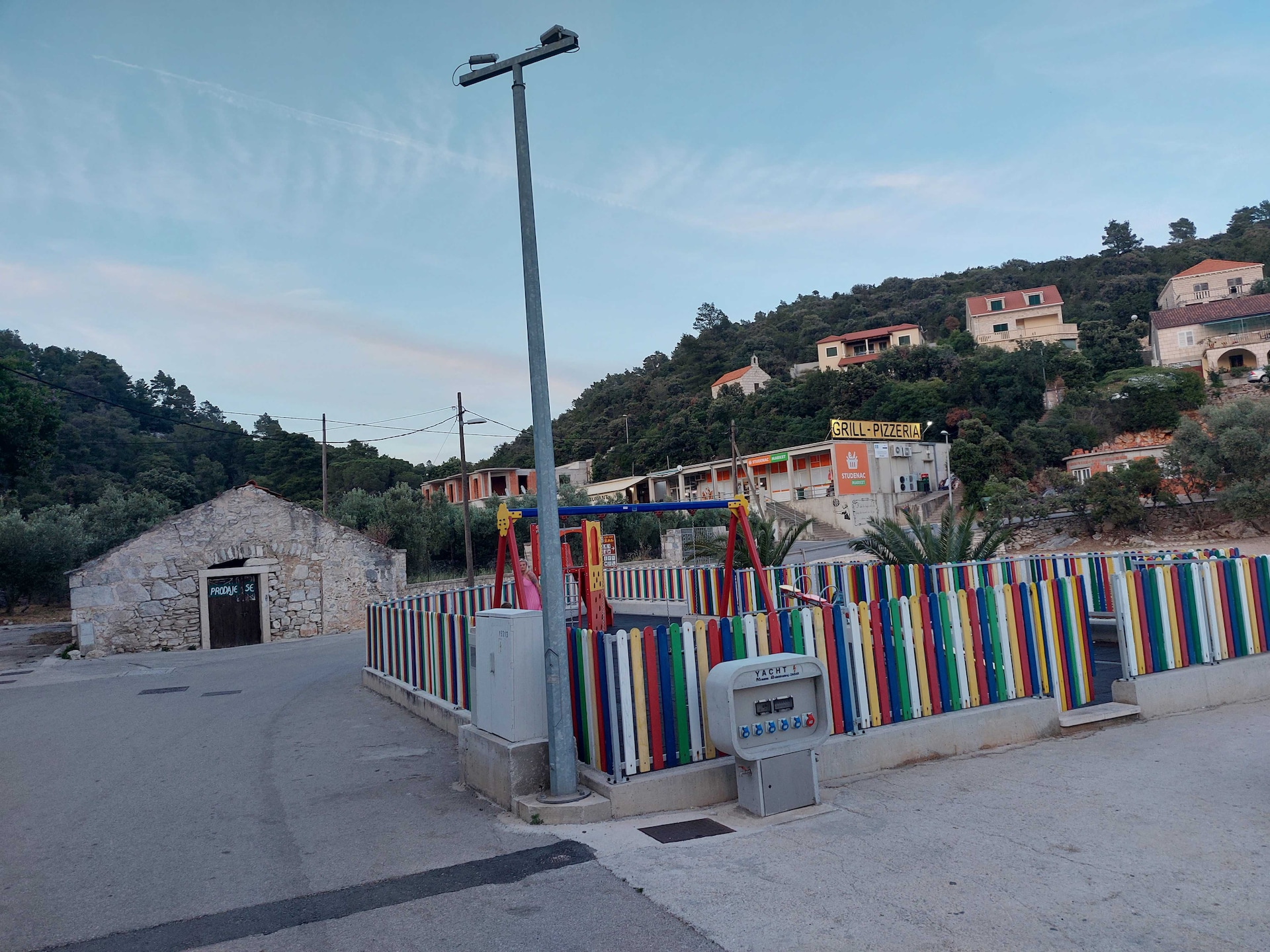 Ruim appartement met zeezicht en terras in Smokvica - foto 17