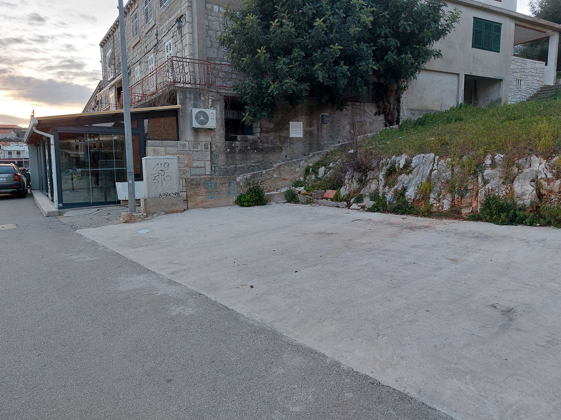 Ruim appartement met zeezicht en terras in Smokvica - foto 16