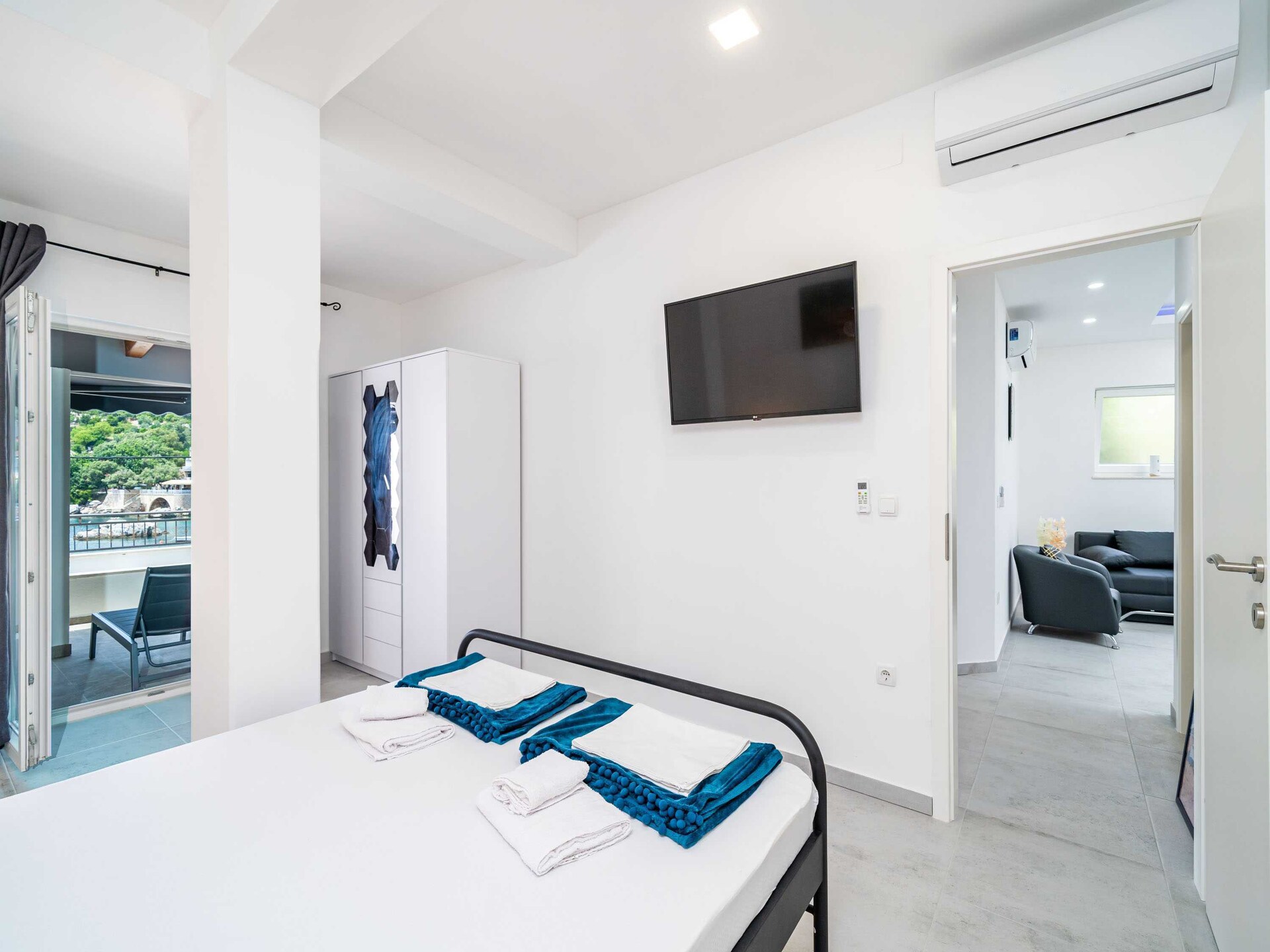 Appartement met terras en zeezicht direct aan zee in Molunat - foto 16