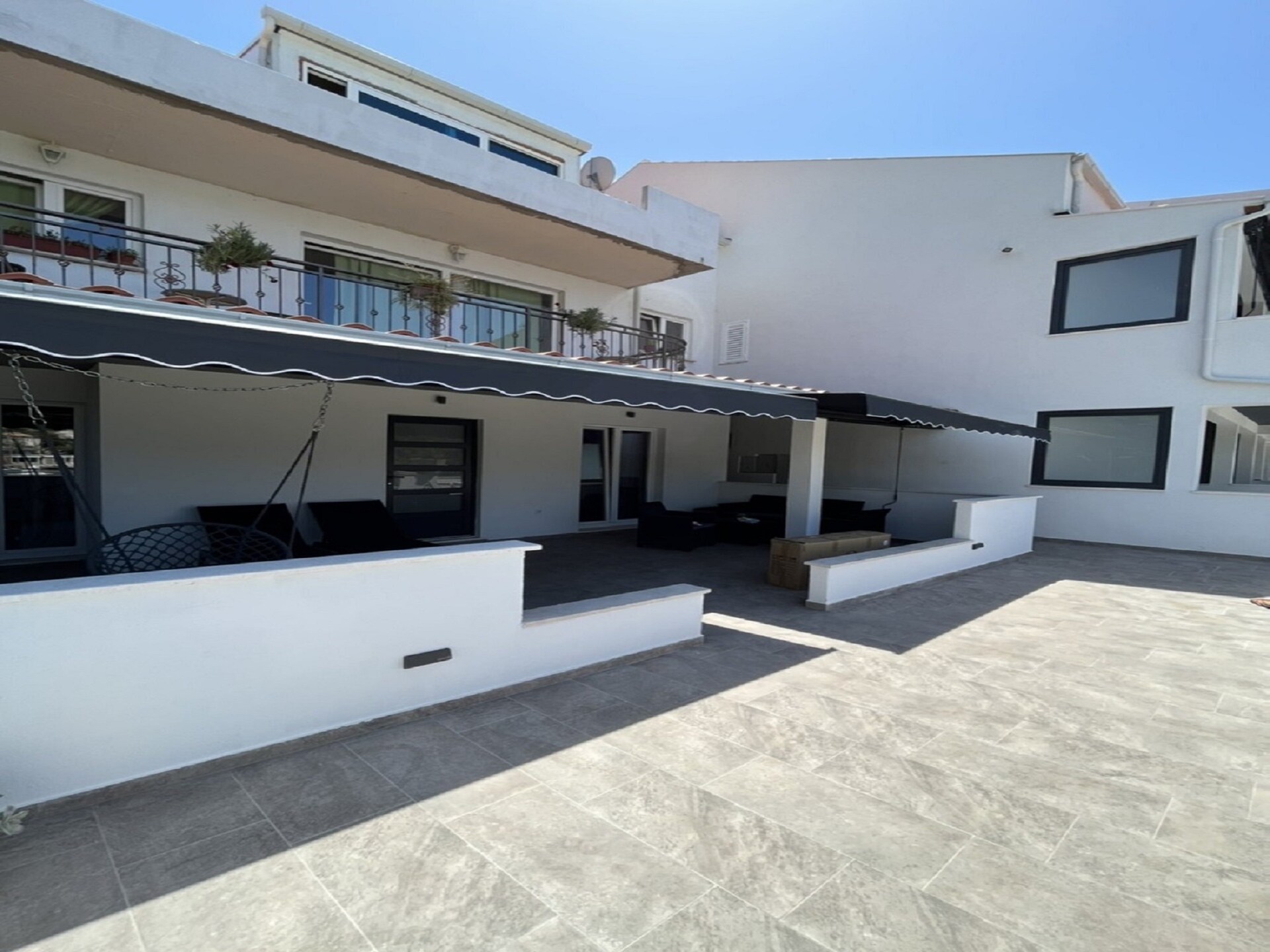 Appartement met terras en zeezicht direct aan zee in Molunat - foto 32