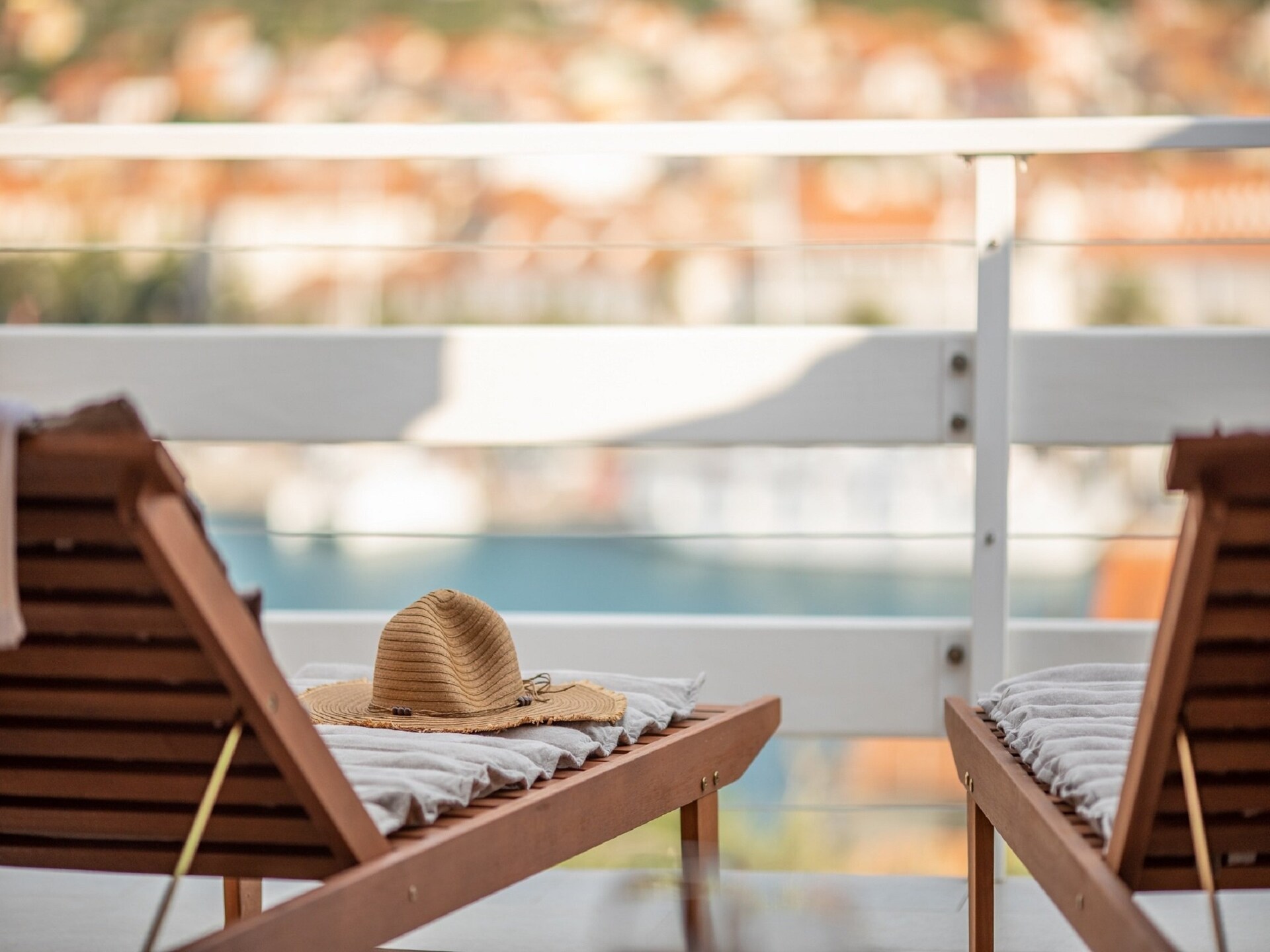 Royaal appartement met zeezicht en terras op 200 meter van het strand in Vela Luka - foto 18