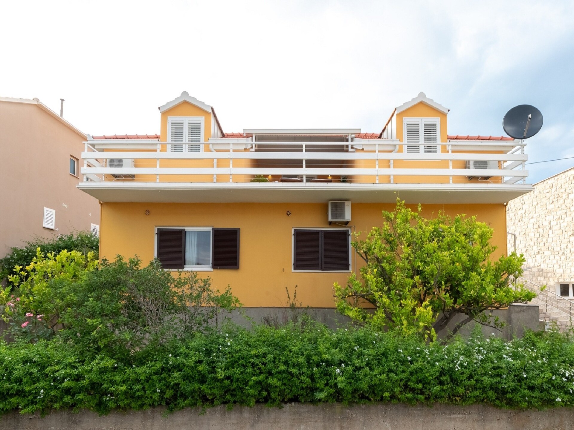 Royaal appartement met zeezicht en terras op 200 meter van het strand in Vela Luka - foto 12