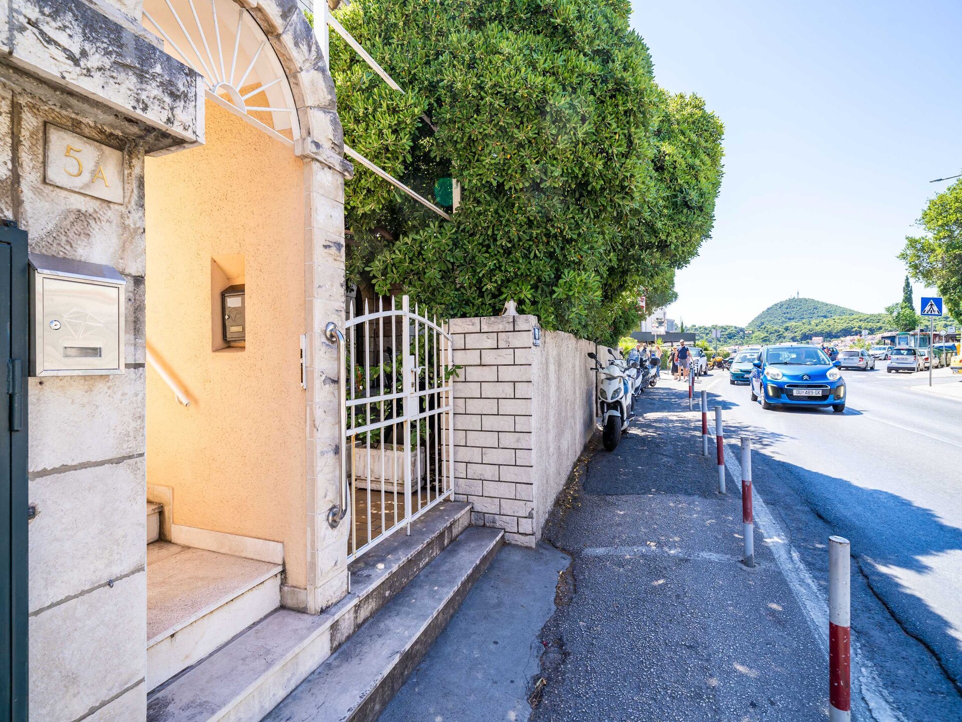 Dubrovnik kamer met zeezicht en gedeeld terras op loopafstand van strand - foto 20