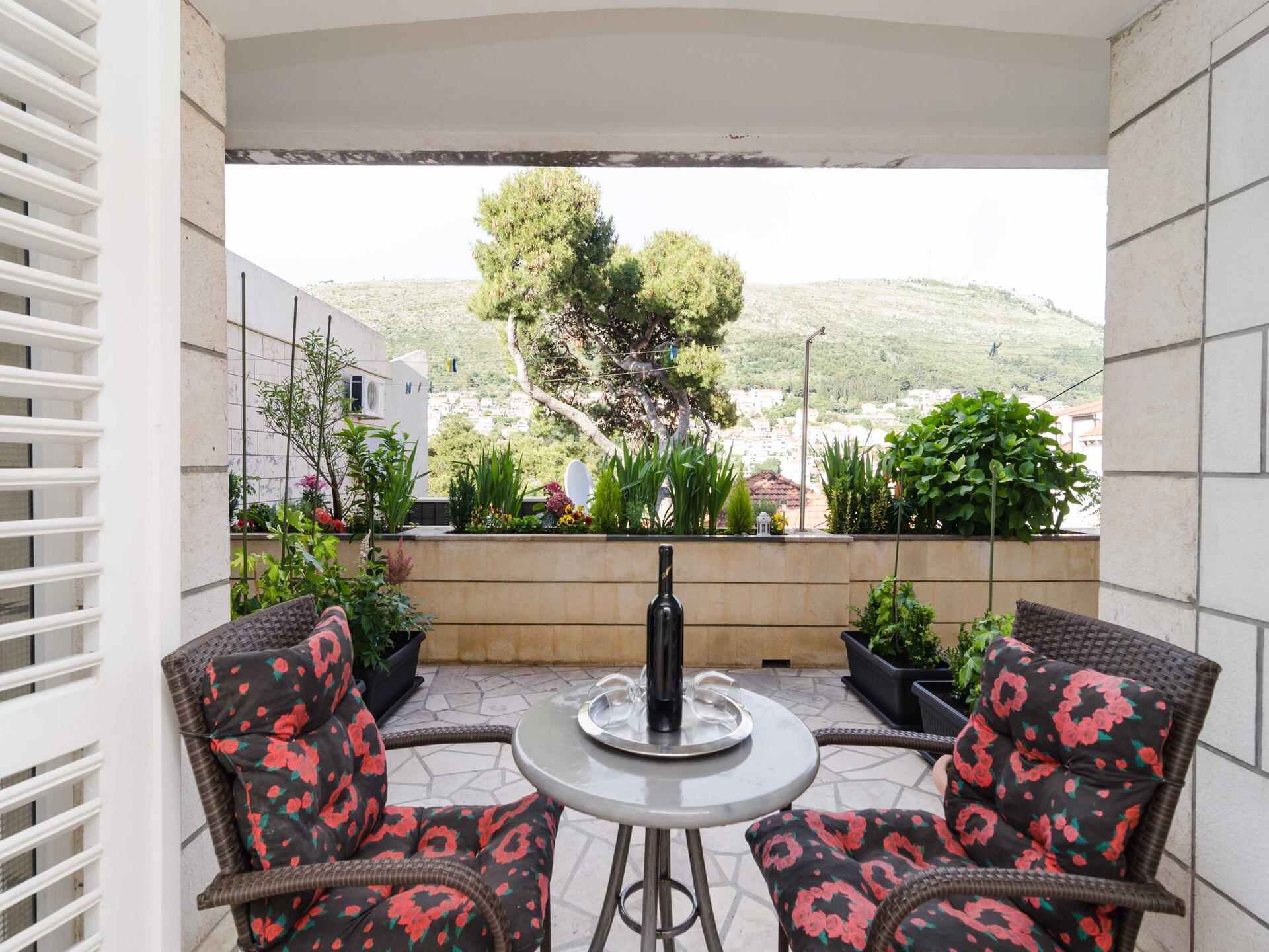 Kompact studio-appartement met balkon op 300 meter van het strand in Dubrovnik - foto 12