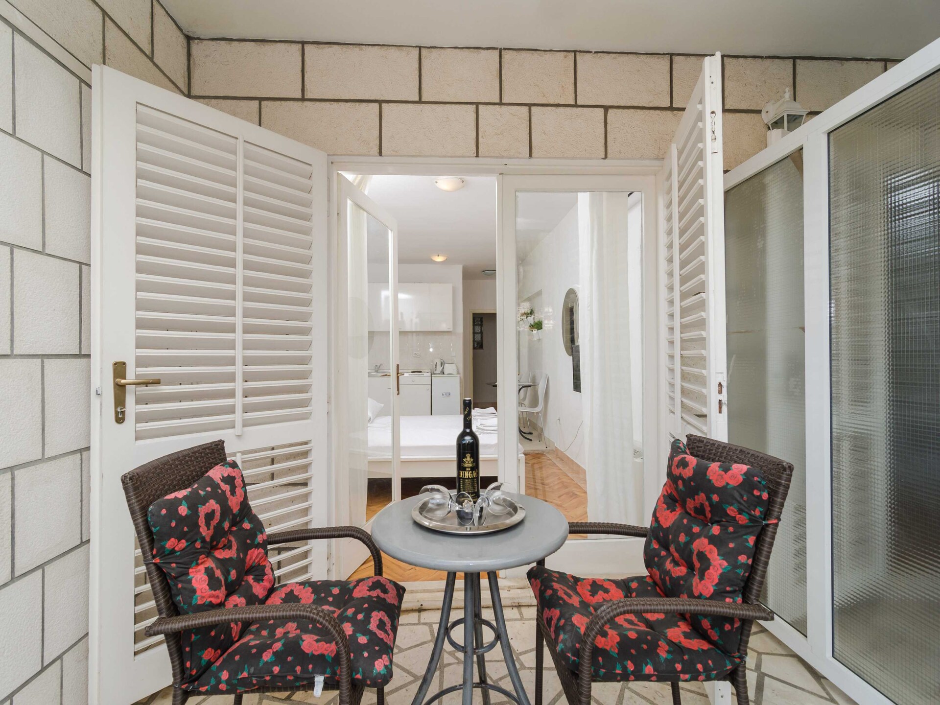 Kompact studio-appartement met balkon op 300 meter van het strand in Dubrovnik - foto 11