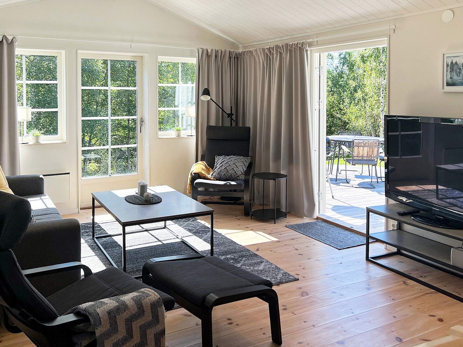 4-persoons vakantiehuis in Håcksvik op 700m van het meer - foto 14