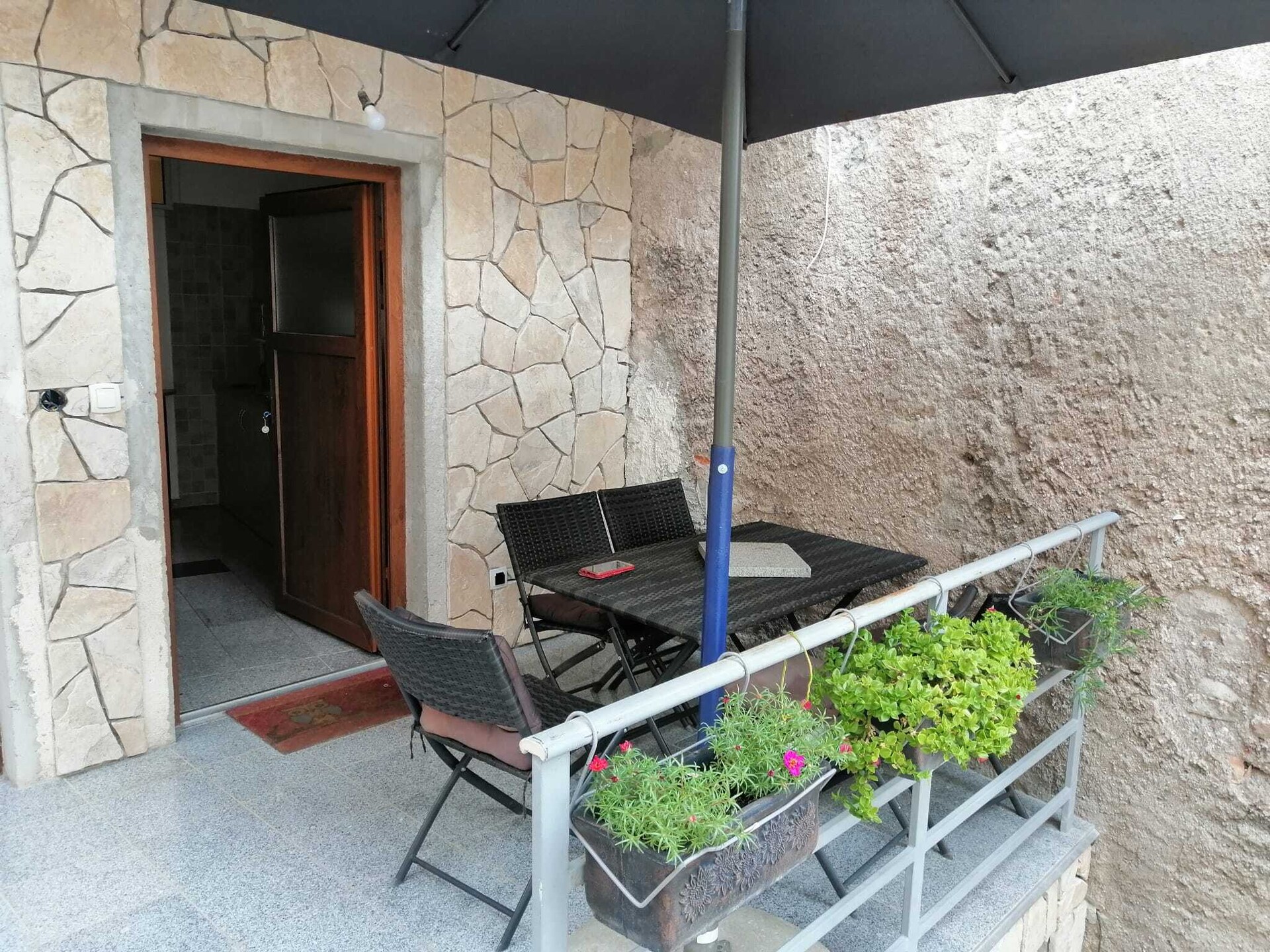 5-persoons appartement aan het strand in Senj met terras - foto 16