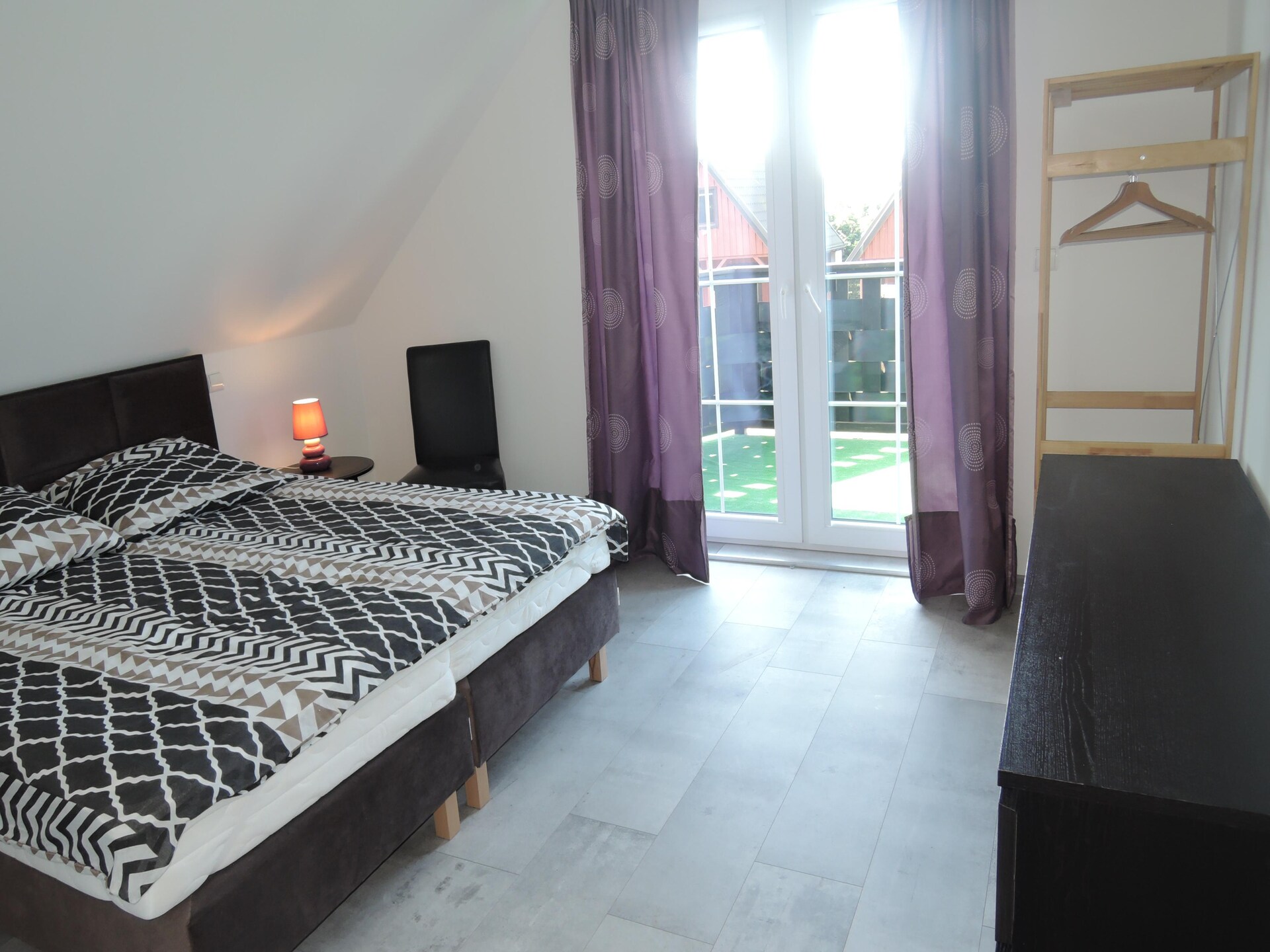 Ruim houten vakantiehuis voor 8 aan de rand van Kolczewo, vlakbij zee - foto 14