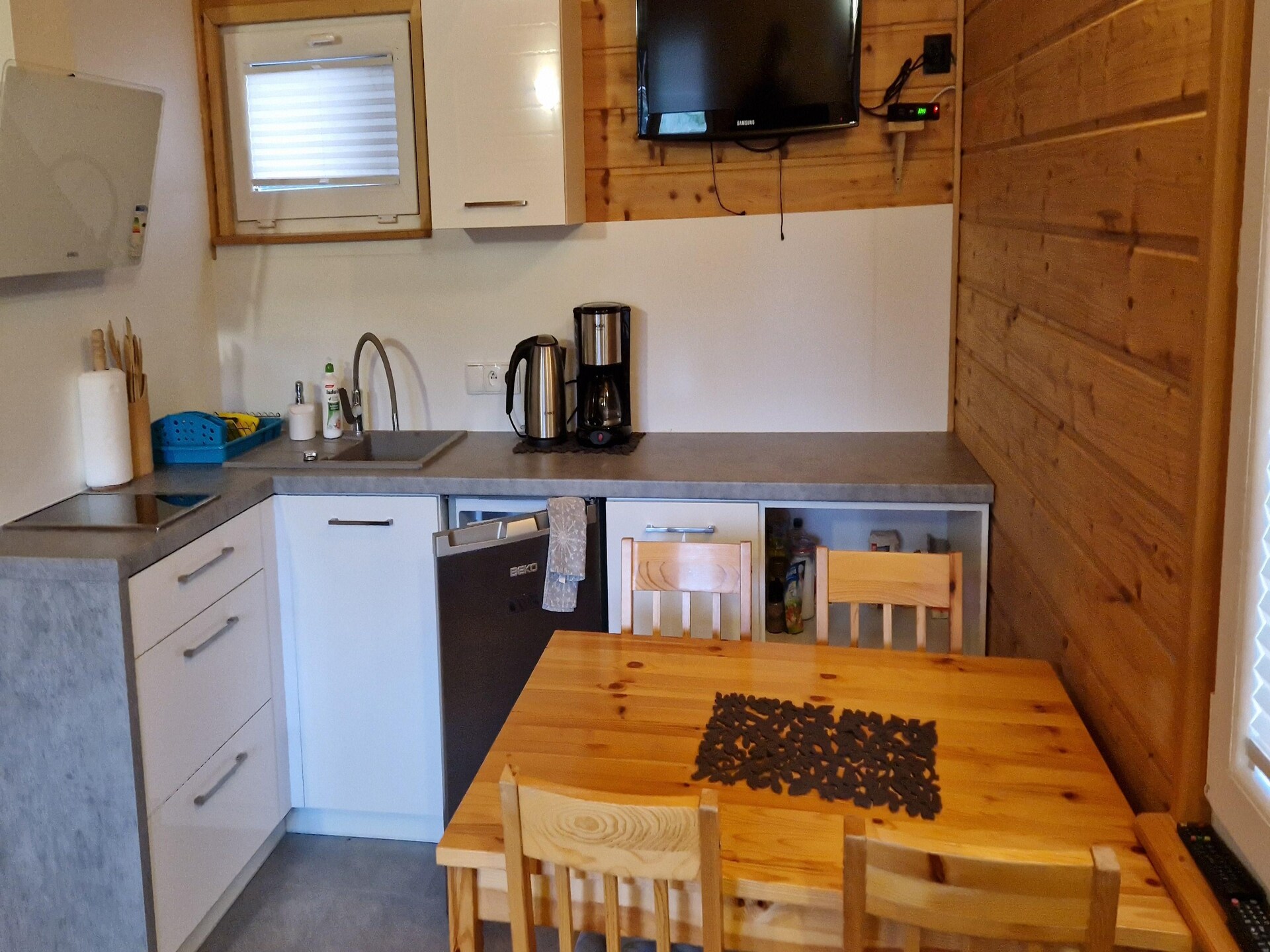 Ruim houten vakantiehuis voor 8 aan de rand van Kolczewo, vlakbij zee - foto 24