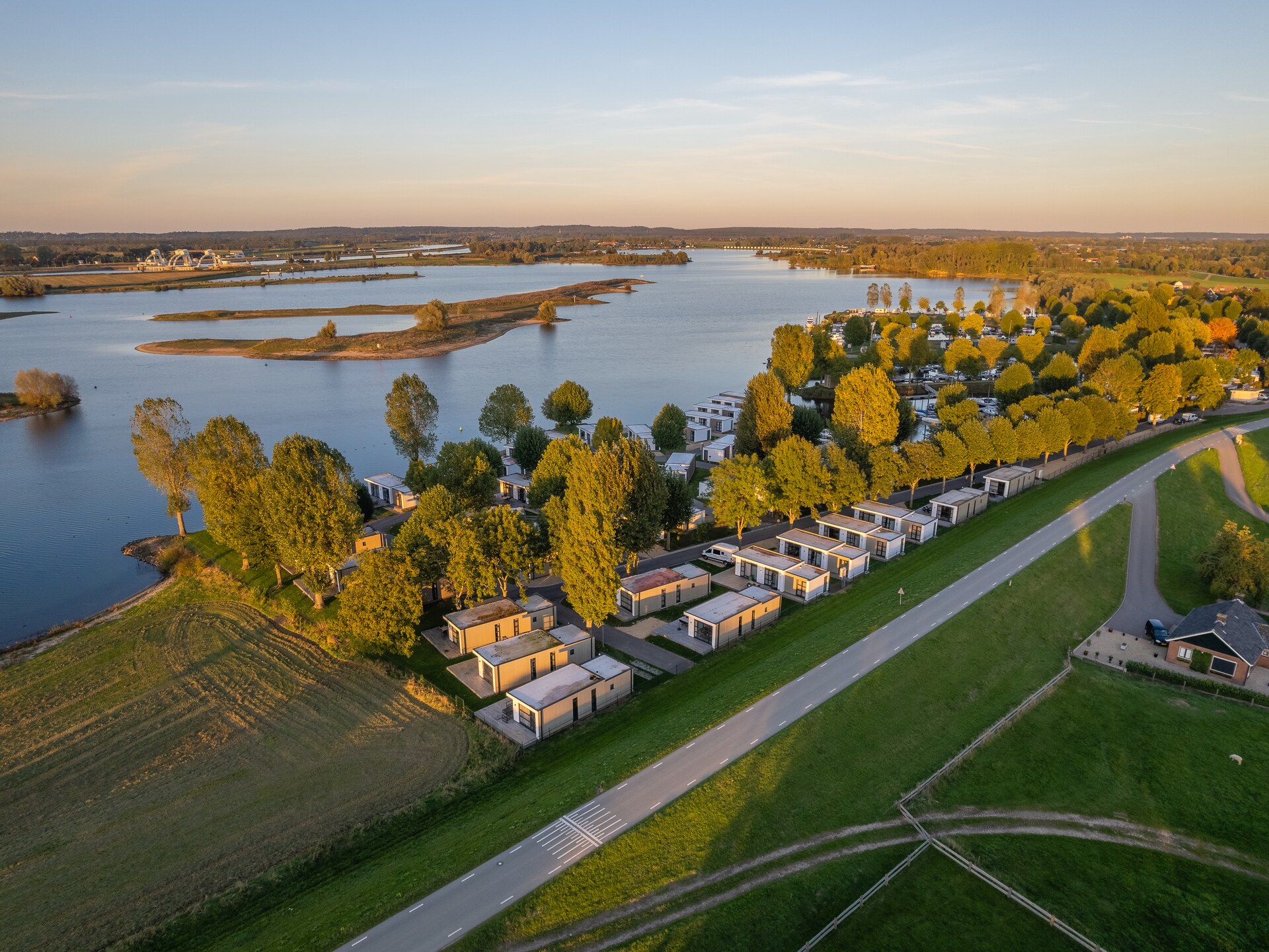 MarinaPark Bad Nederrijn 5: Luxe vakantiehuis aan het water in Maurik - foto 21