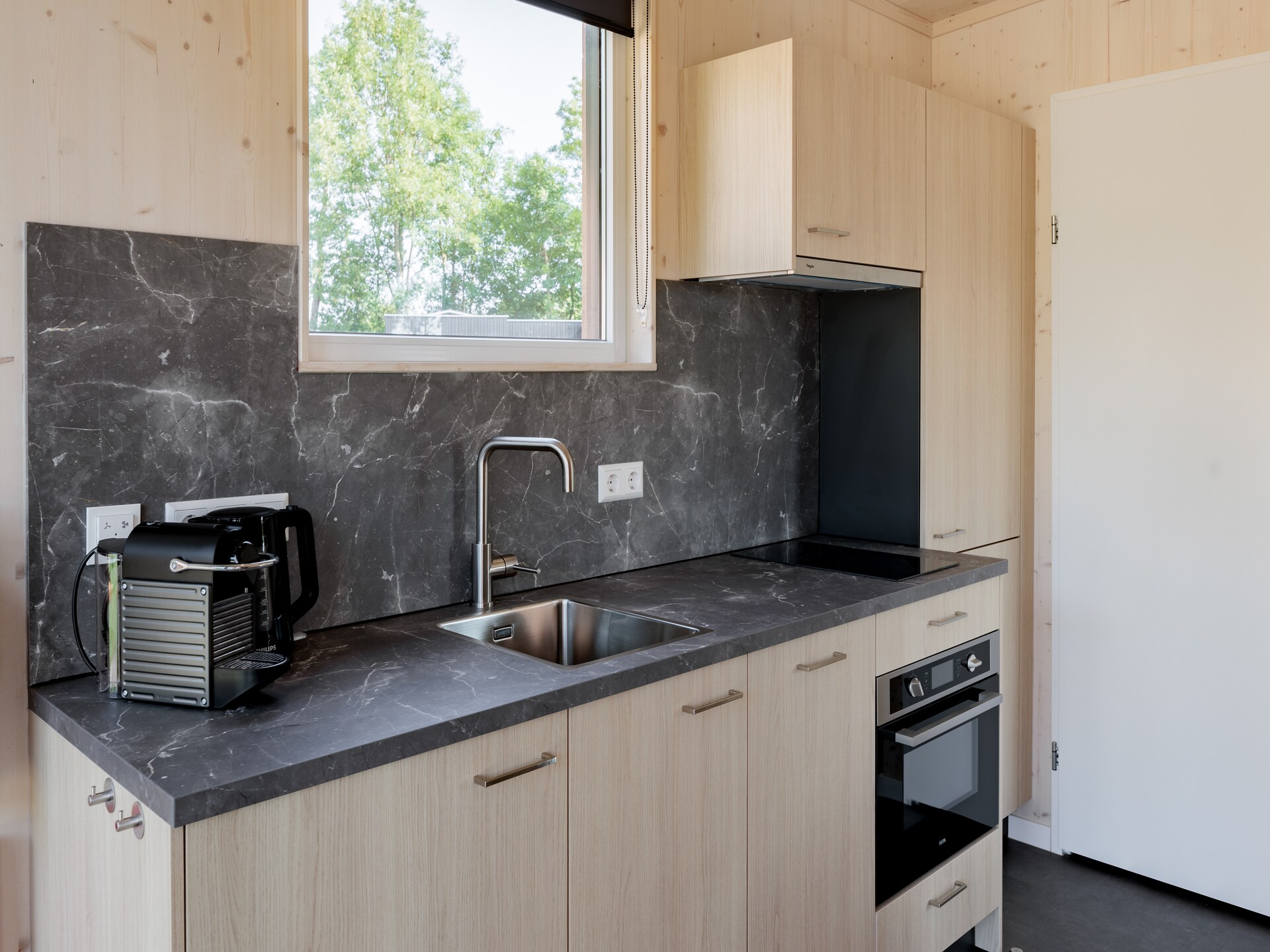 Tiny house op autovrij vakantiepark op 1 km van het Noordzeestrand - foto 3