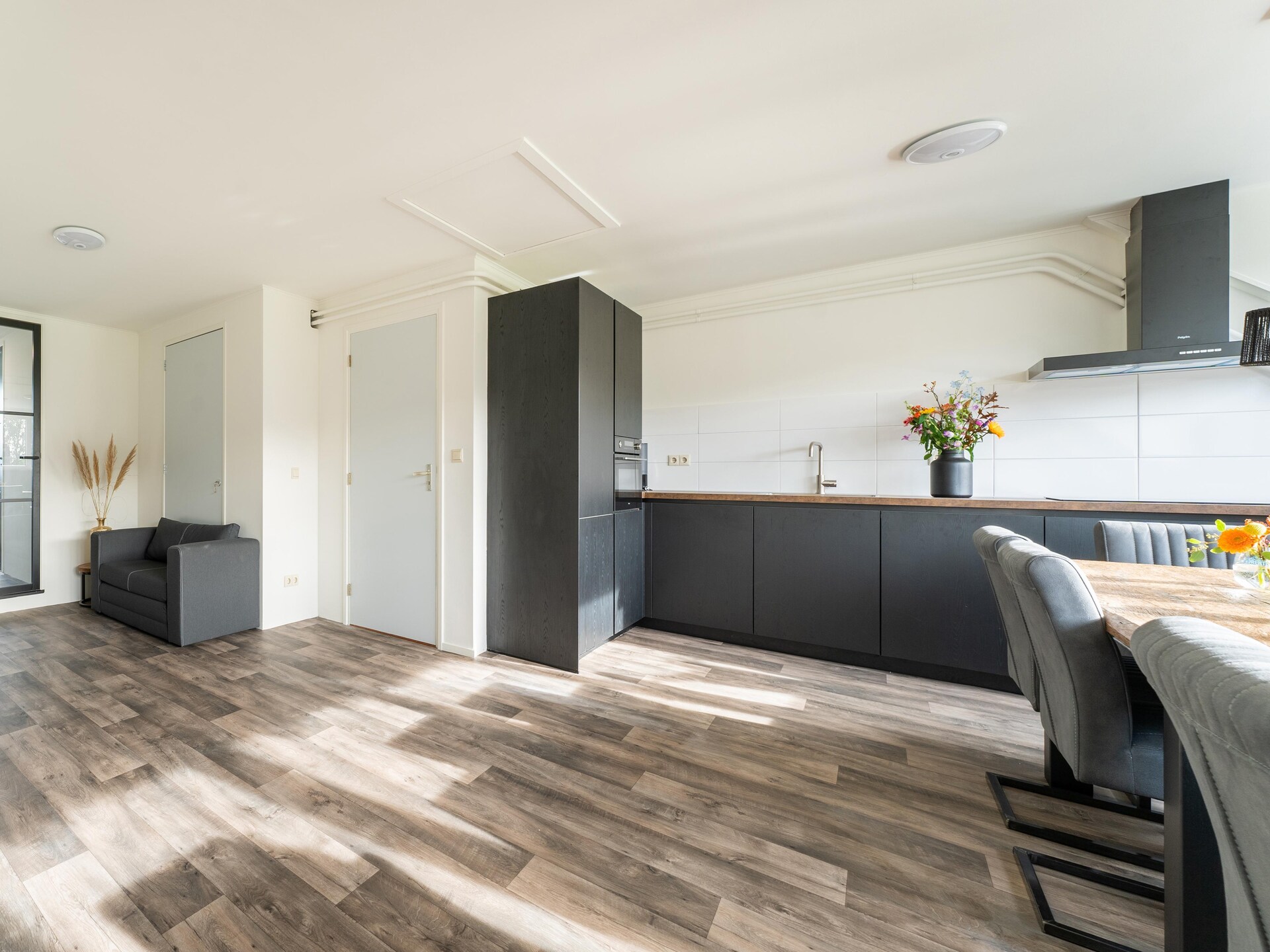 Genieten in Silvolde II: Luxe vakantiehuis met hottub en speelruimte - foto 9