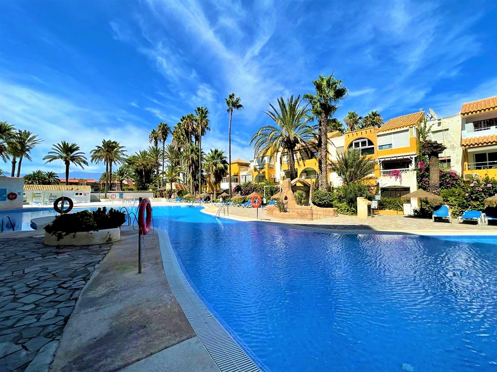 6-persoons vakantiehuis aan het strand in Roquetas de Mar - foto 11