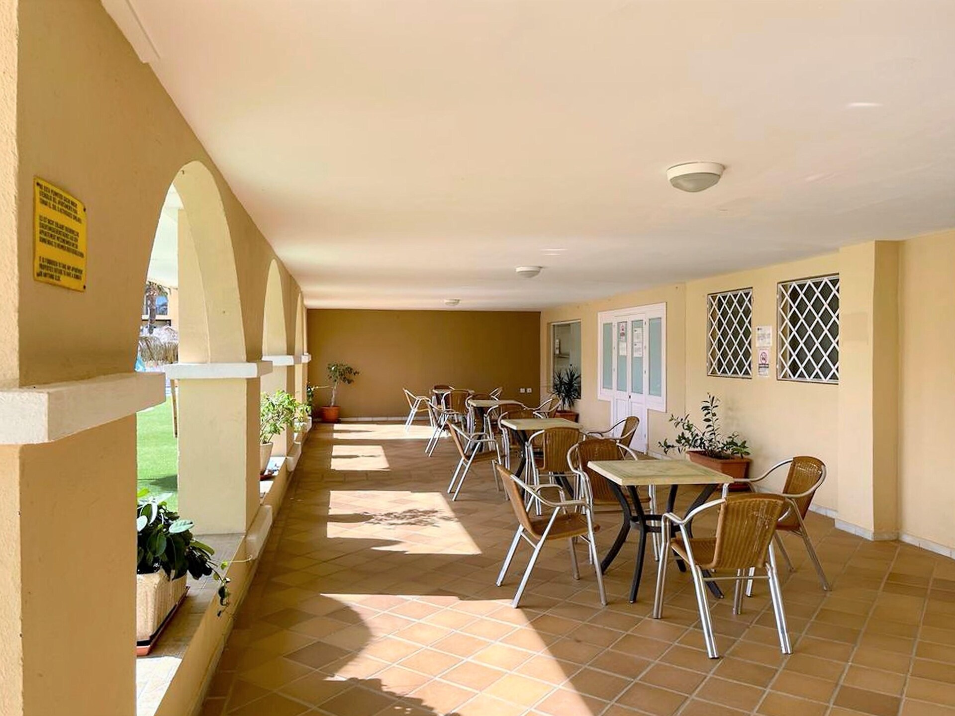 Op 400 m van het strand: Licht appartement in Roquetas de Mar - foto 28
