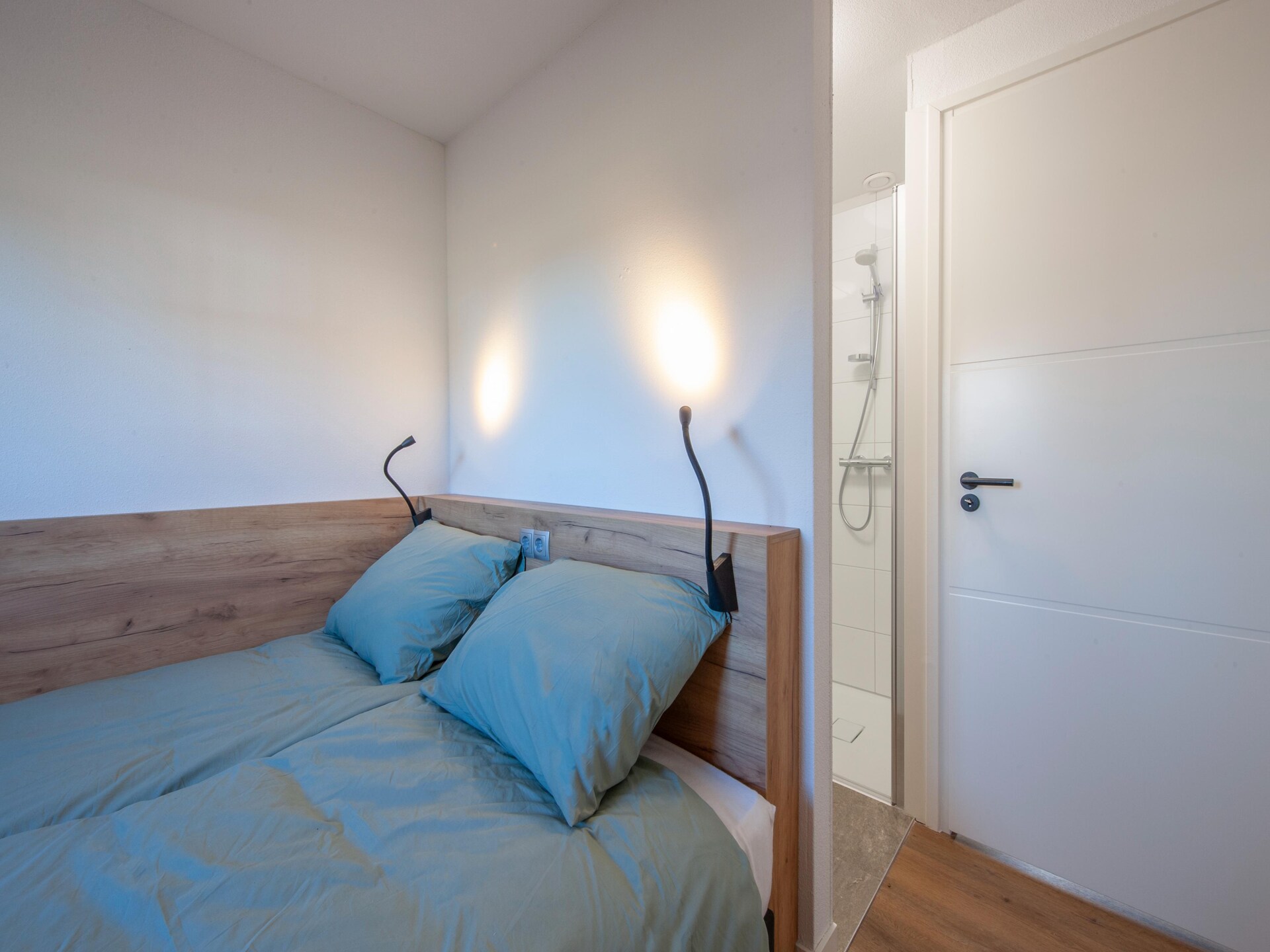 Luxe villa met rieten dak op vakantiepark in Someren voor 8 personen - foto 11