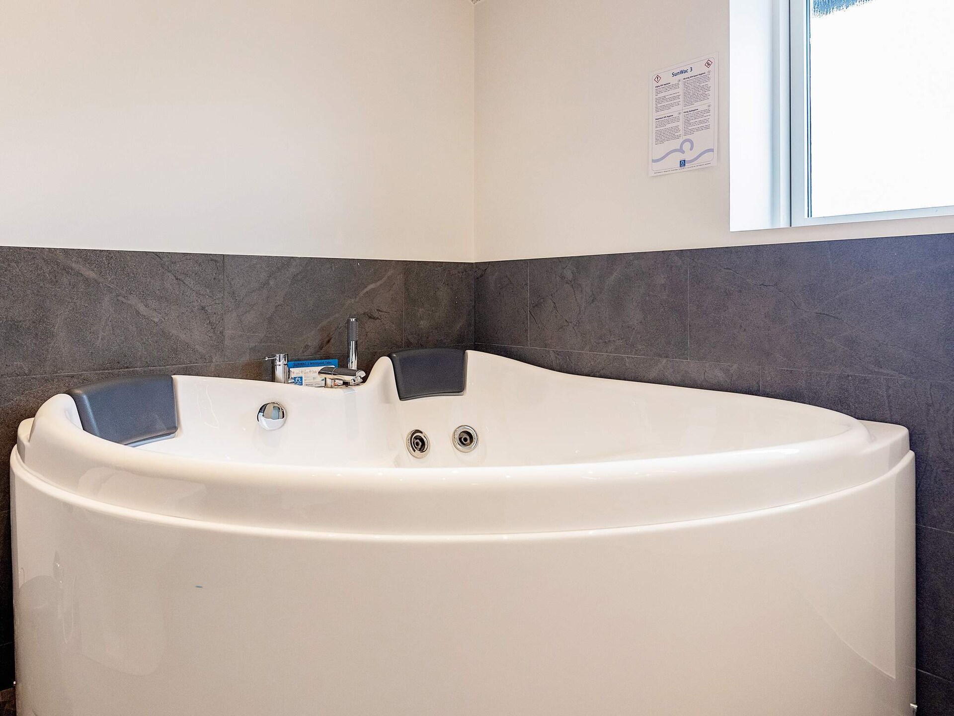 10-persoons vakantiehuis aan zee in Idestrup met sauna en whirlpool - foto 22