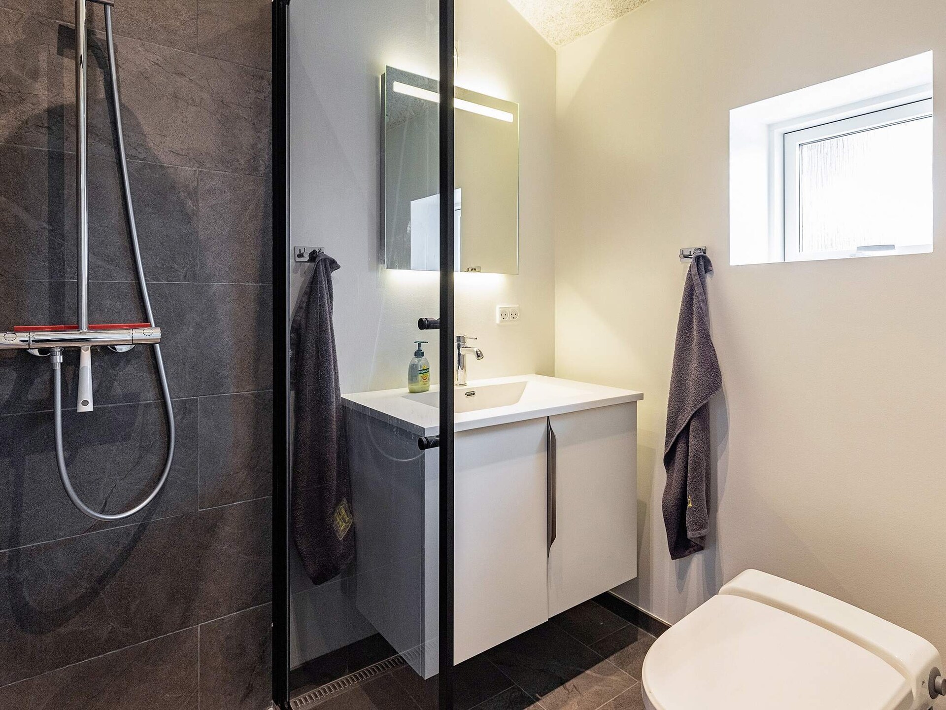 10-persoons vakantiehuis aan zee in Idestrup met sauna en whirlpool - foto 35