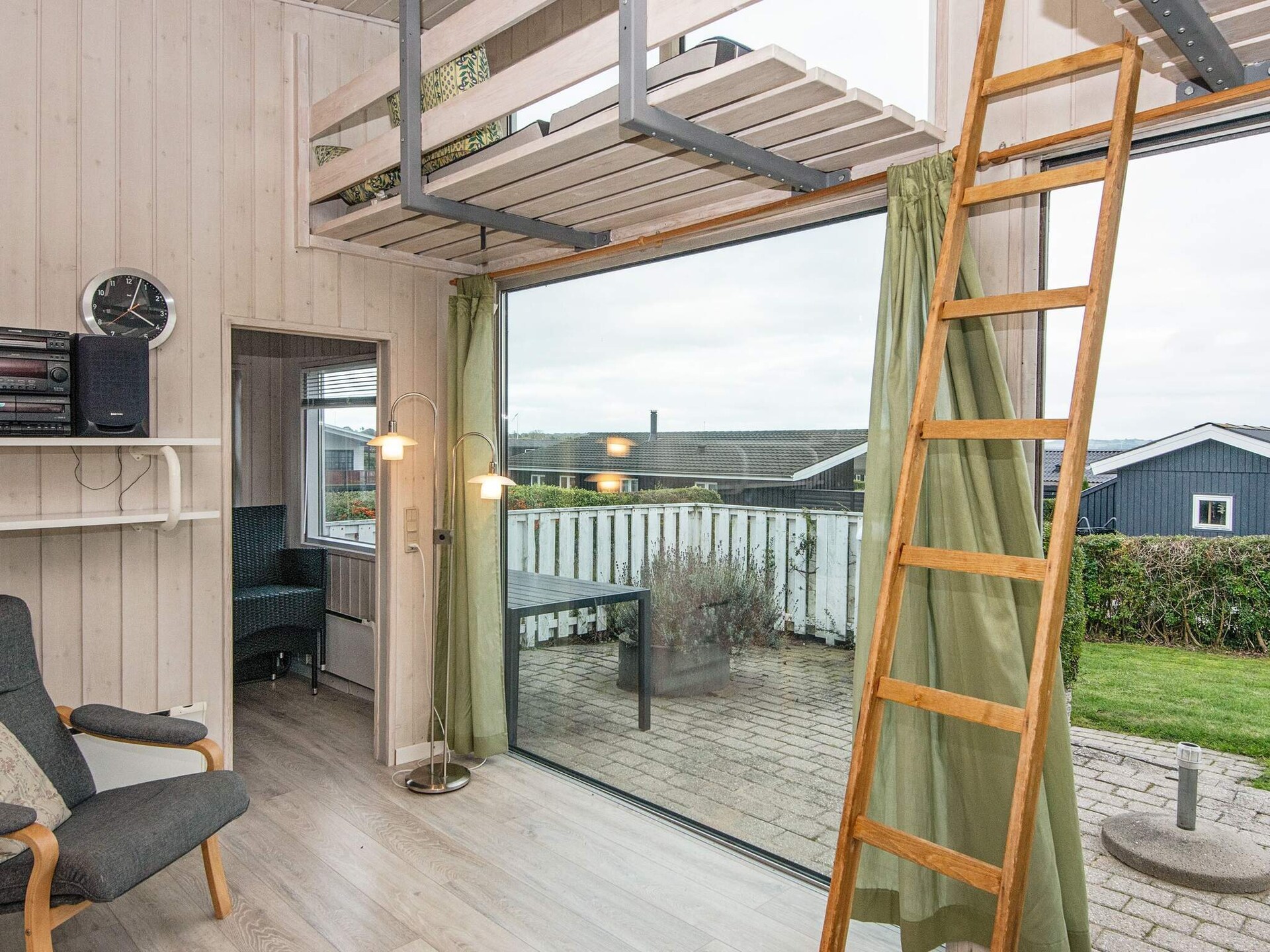 Op 250 m van het strand: Knus vakantiehuis in Rønde voor 4 personen - foto 22