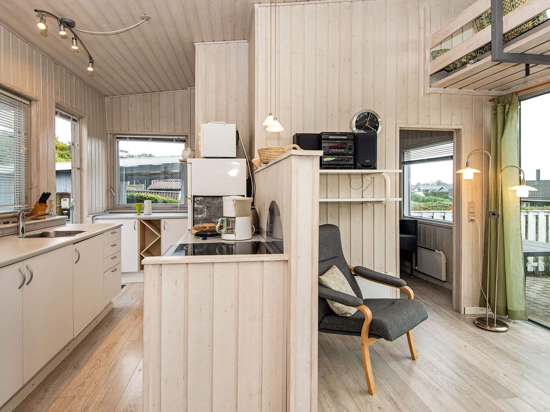 Op 250 m van het strand: Knus vakantiehuis in Rønde voor 4 personen - foto 25