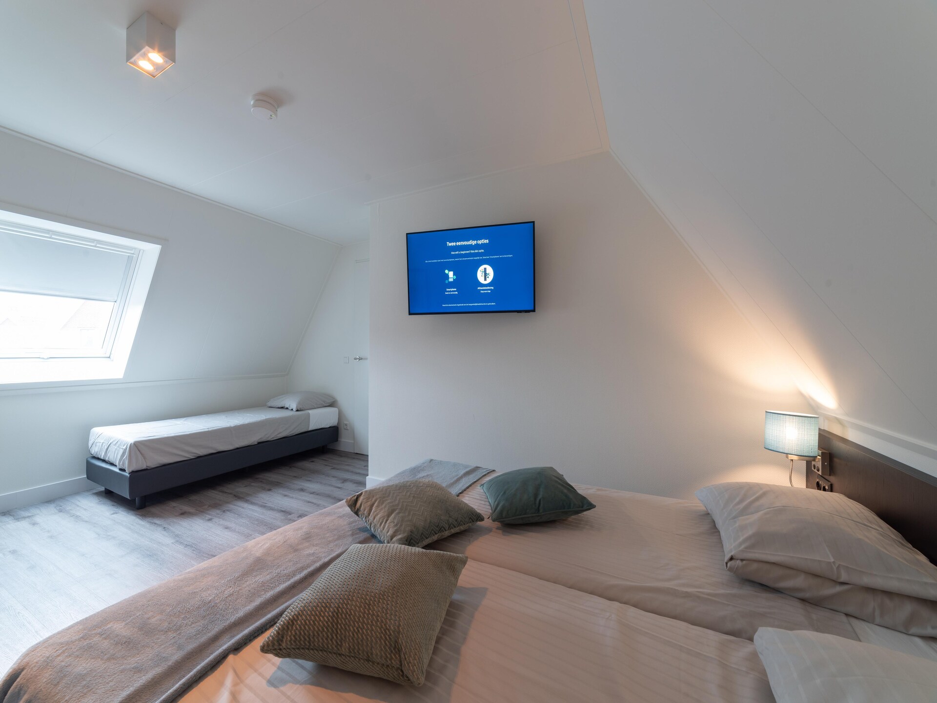 Luxe vrijstaand vakantiehuis met sauna op 100m van zee in Colijnsplaat - foto 21